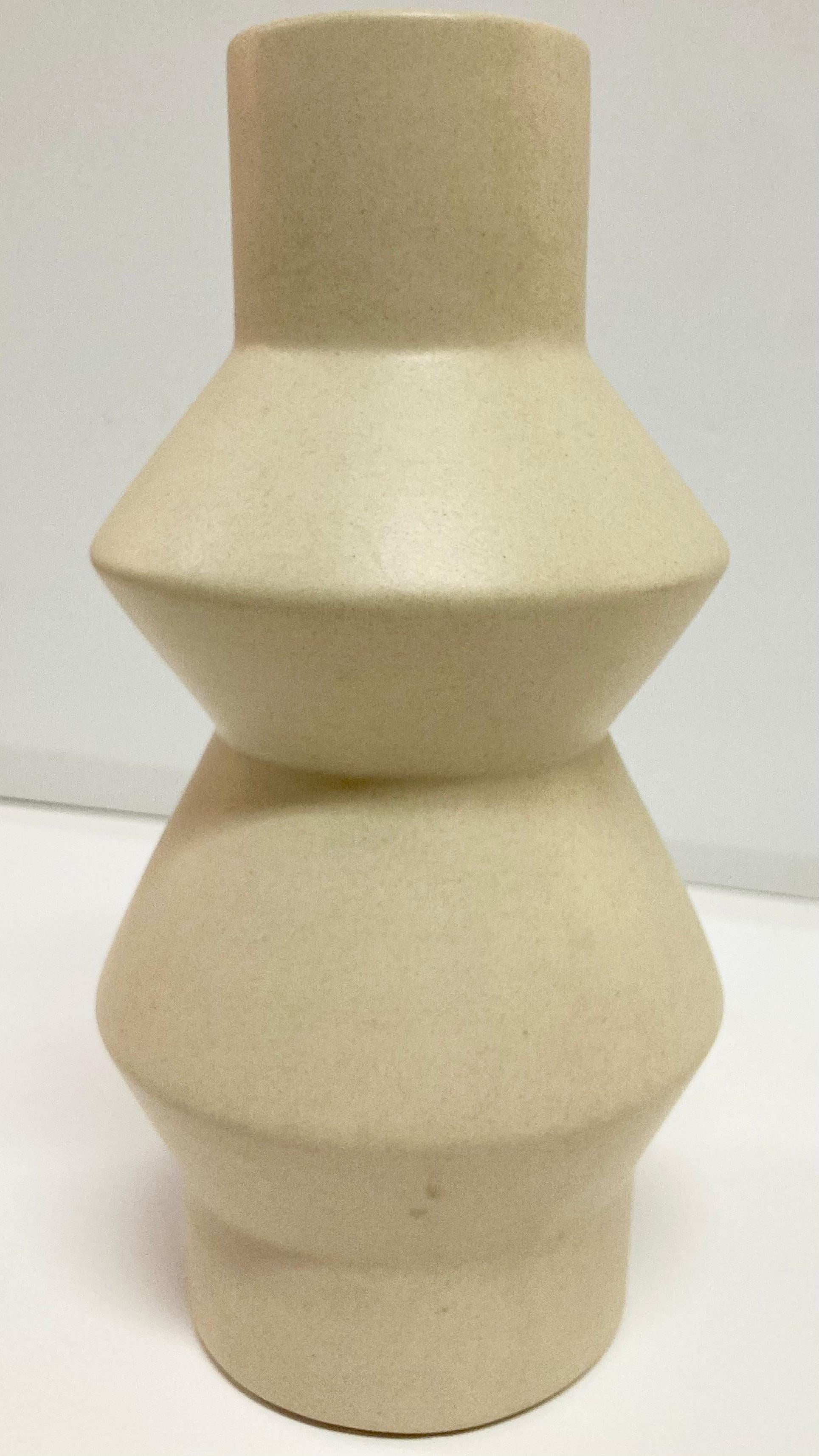 Vaso Modern Form A smaltato opaco Nature in vendita 1
