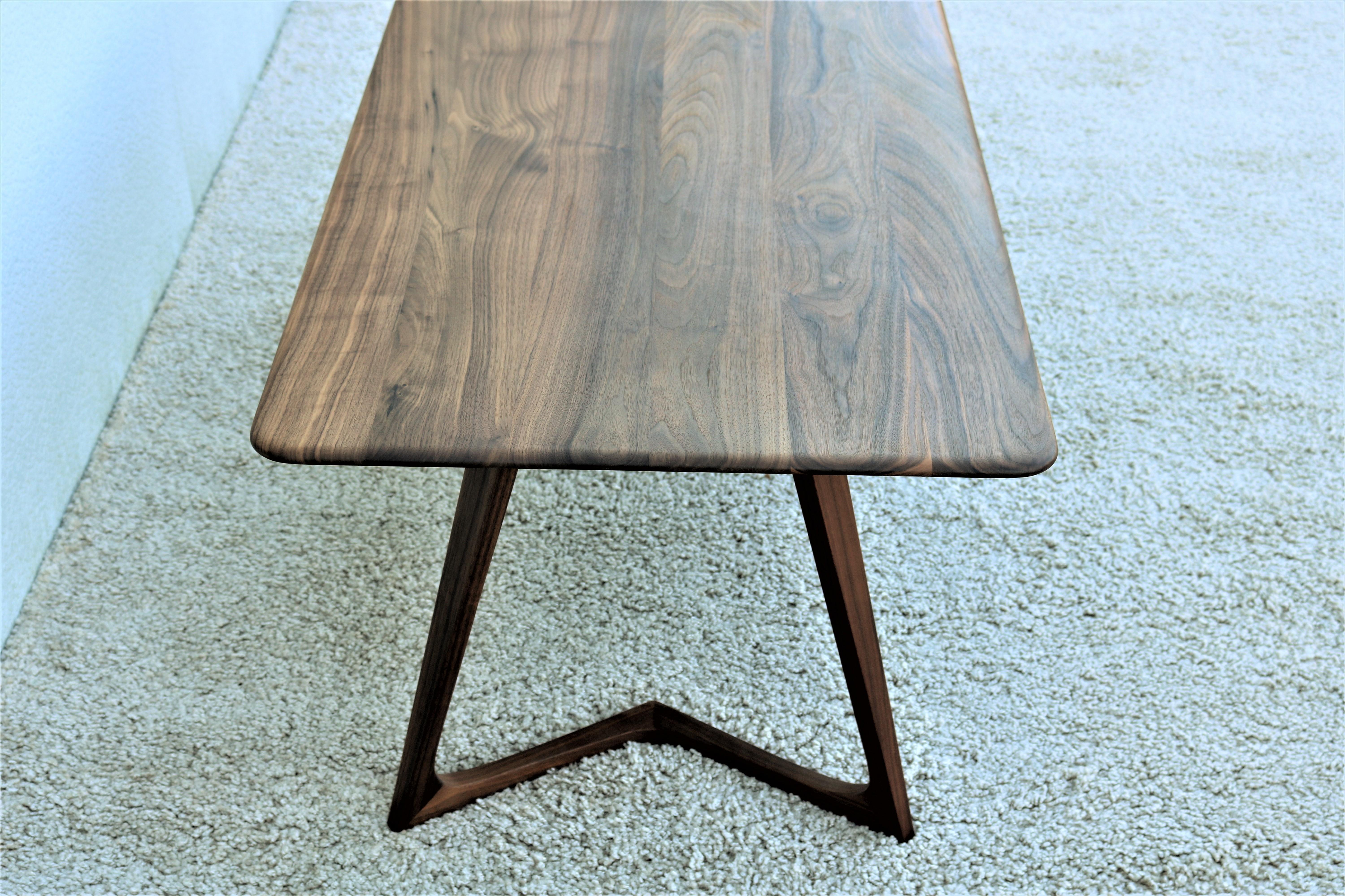Modern Formstelle for Zeitraum American Walnut Rectangular Twist Coffee Table For Sale 3