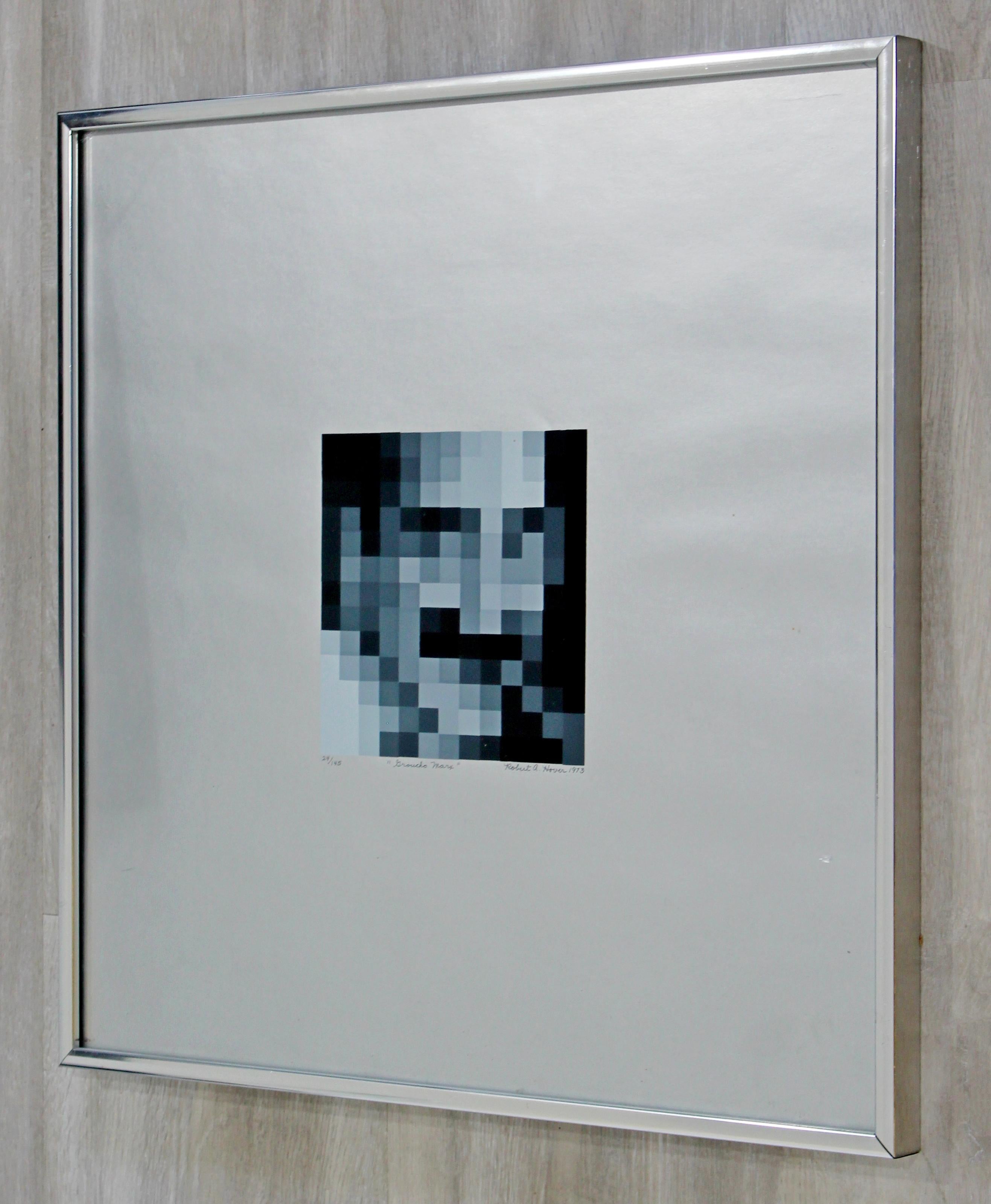 Papier Seriolithographie d'art moderne encadrée Robert Hover Groucho Marx Pixel, signée, 1973 en vente