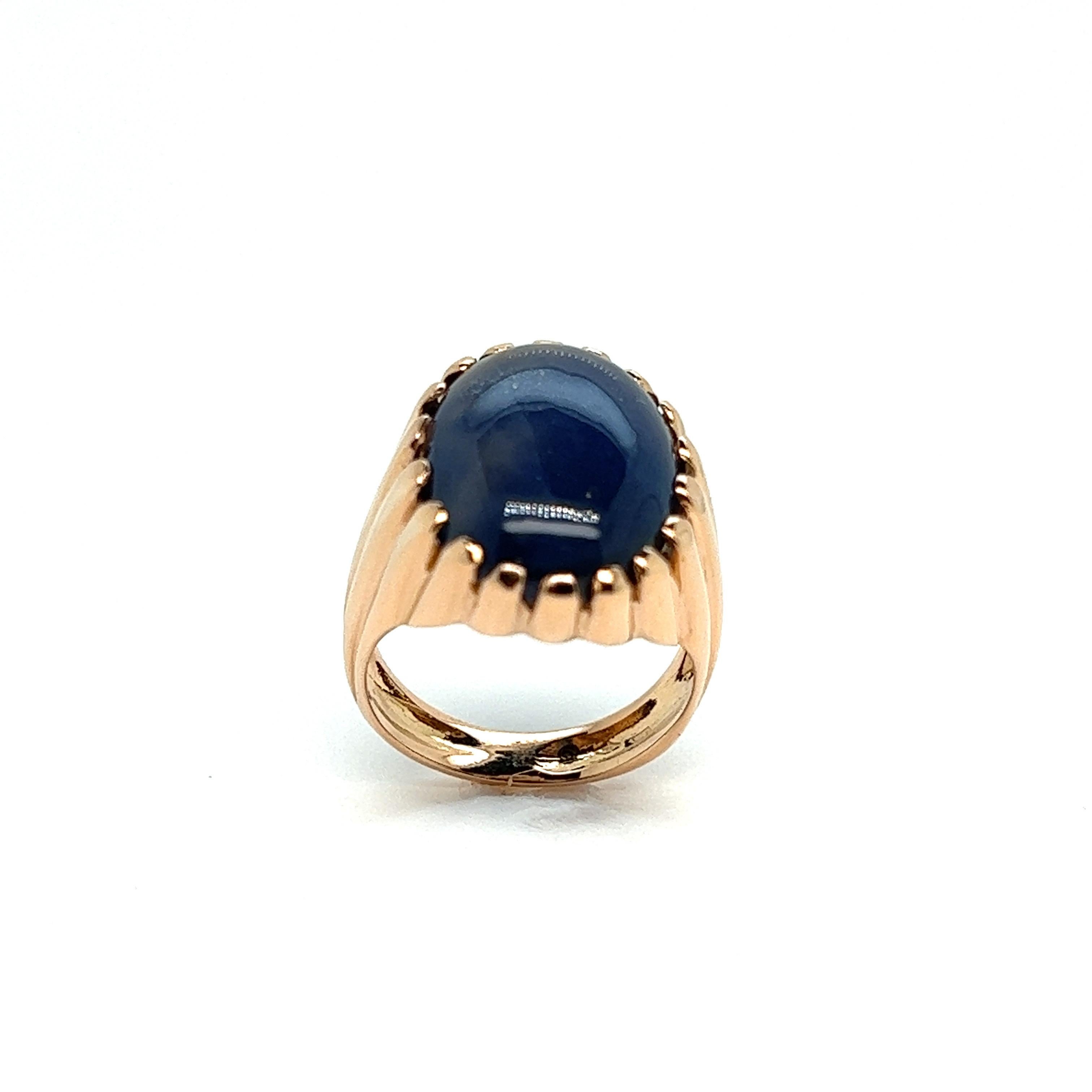 Modern French Chevalière Ring with a Blue Corundum Cabochon 1
