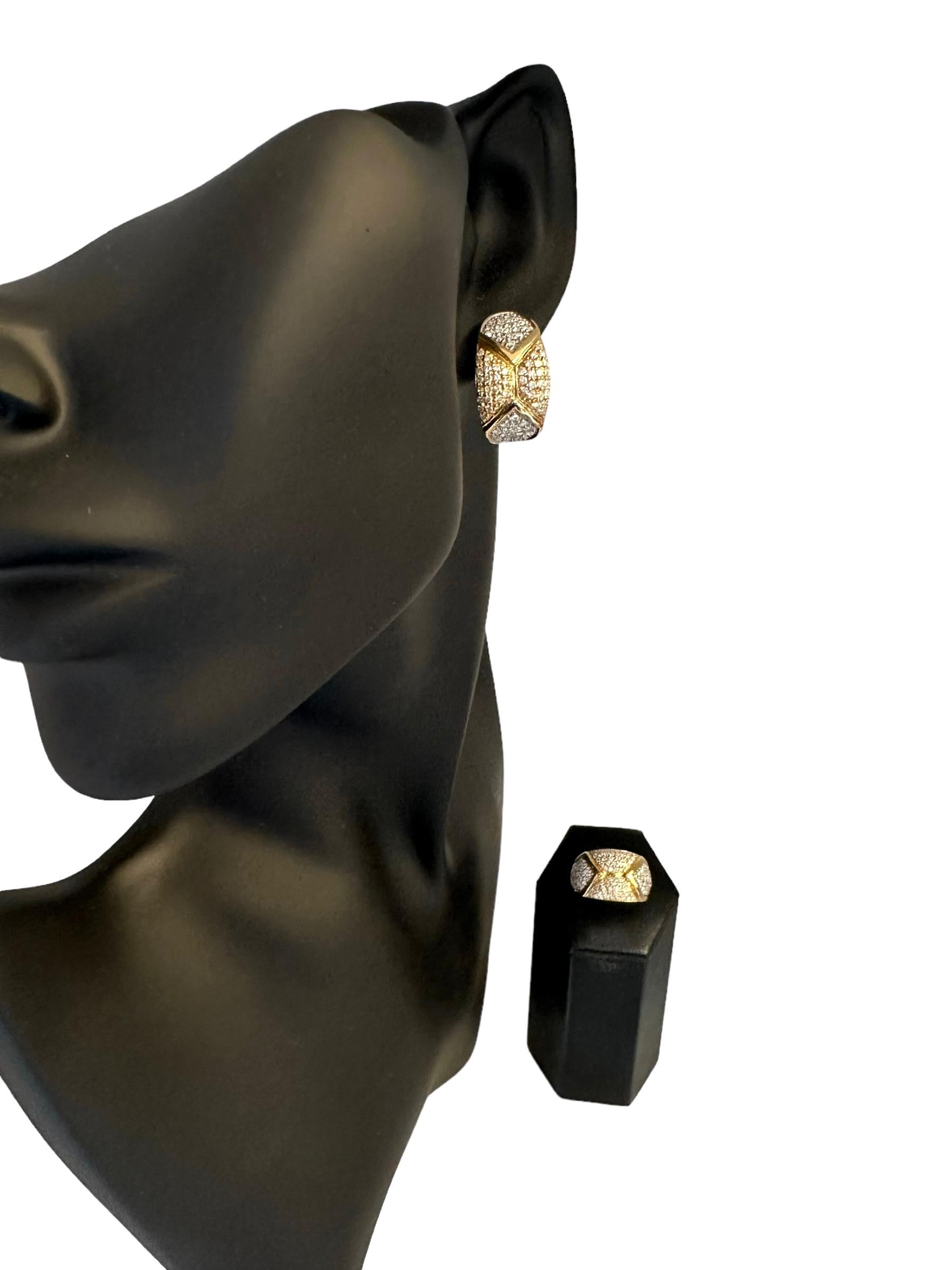 Moderne französische Ohrringe und Ringe aus Gold und Diamanten in Schmuck gefasst im Angebot 6