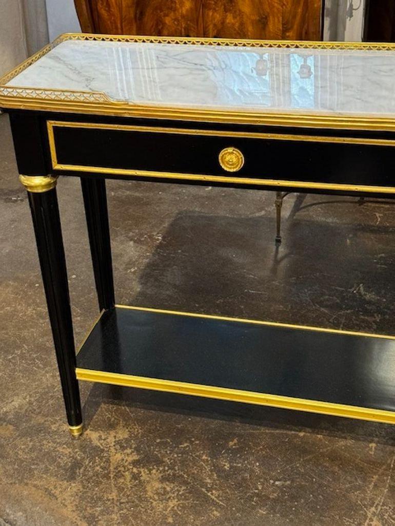 Francese Console moderna francese in stile Luigi XVI laccata in nero in vendita