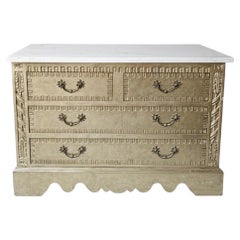 Commodes and Chests of Drawers