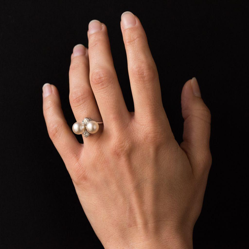 Modern French Pearl Diamond 18 Karat White Gold Ring 3