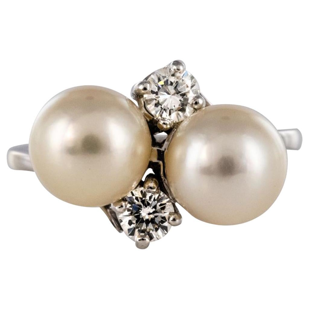 Modern French Pearl Diamond 18 Karat White Gold Ring