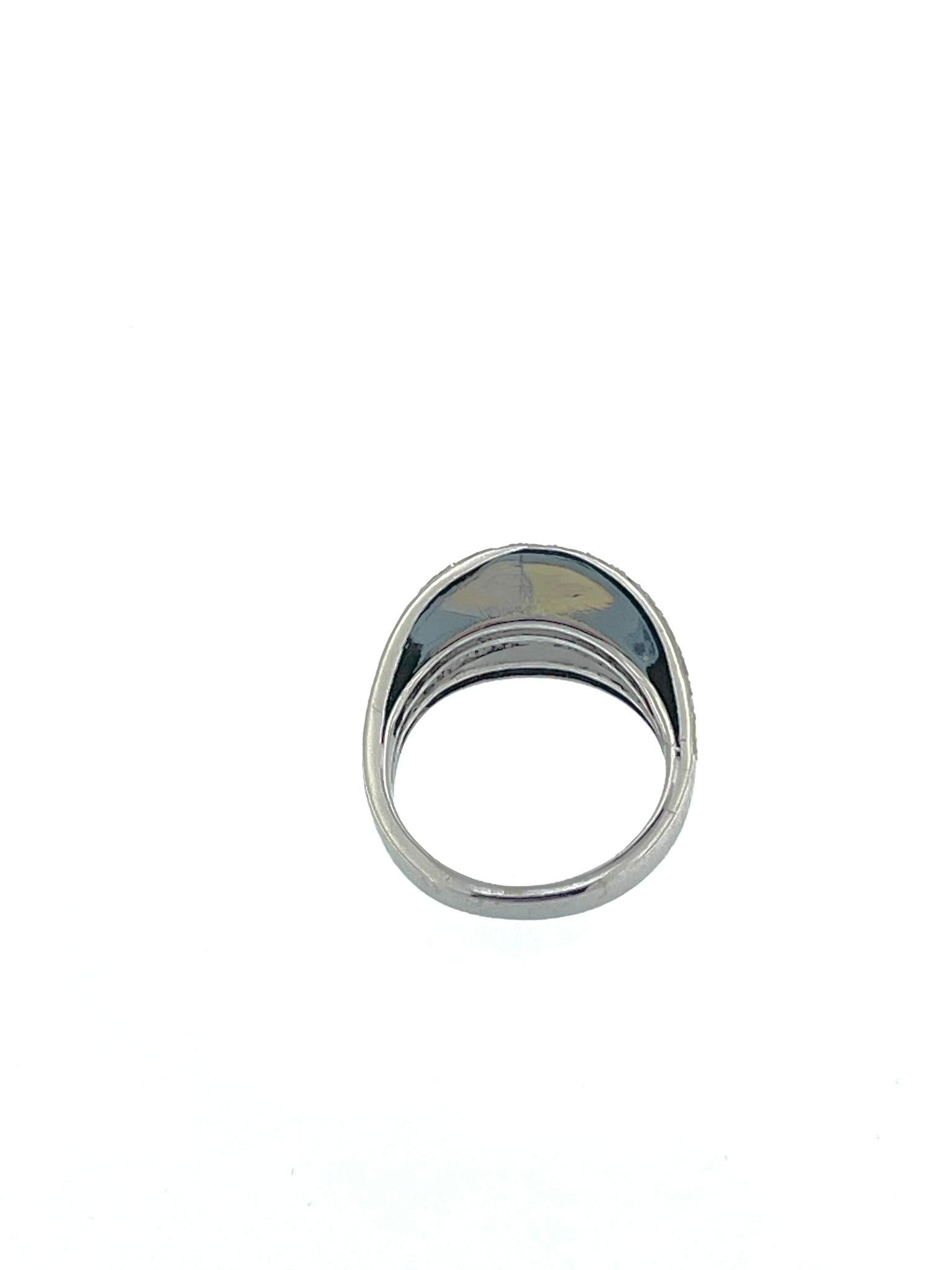 da uomo o donna Anello moderno francese in oro bianco con diamanti e acquamarina in vendita