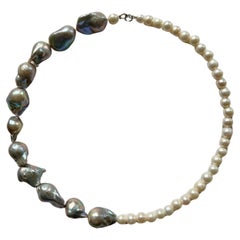 Modern Freshwater Pearl Necklace in white and grey