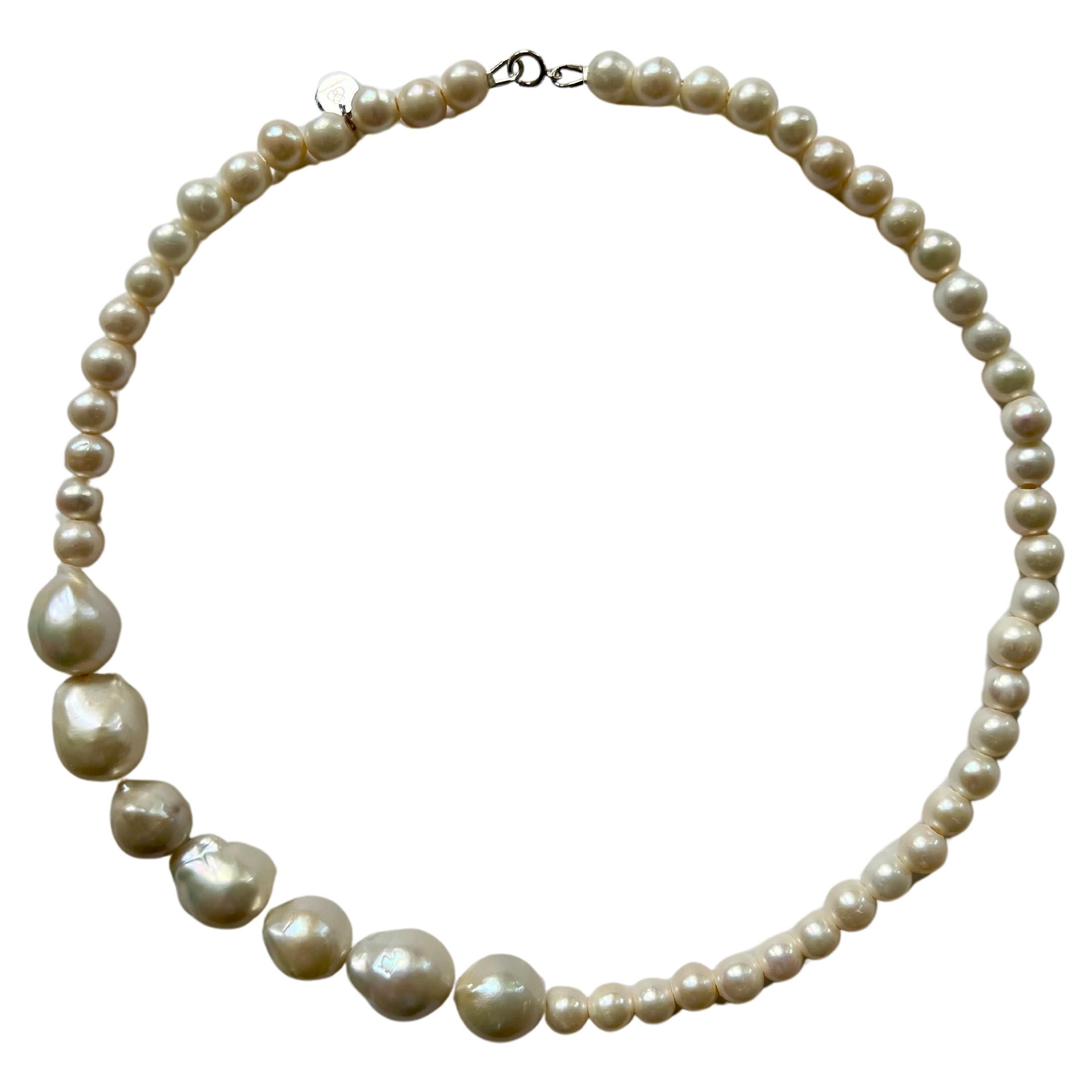Modern Freshwater Pearl Necklace in White/ Cream White