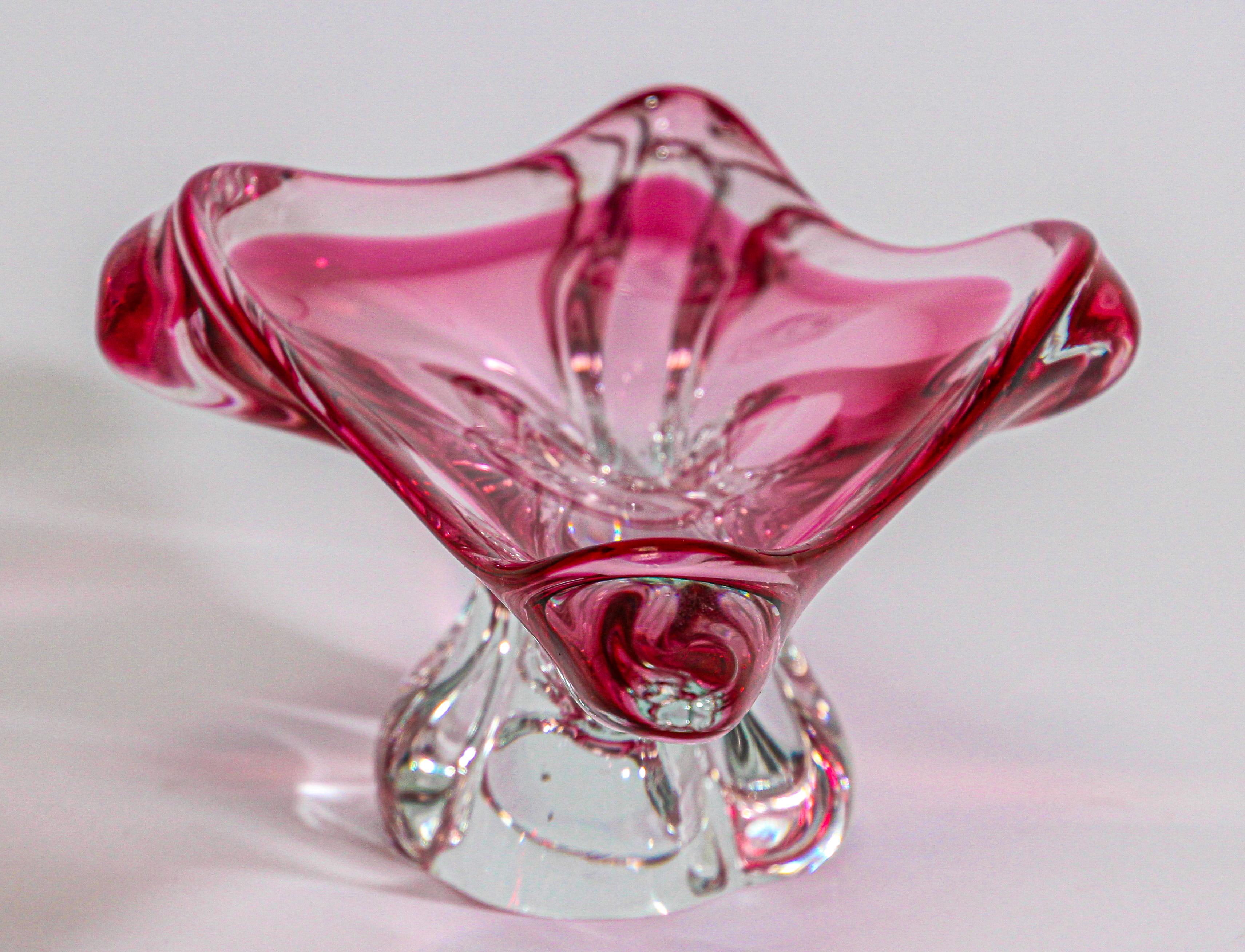 Mid-Century Modern Modern Fuschia Large Decorative Hand Blown Murano Glass Bowl