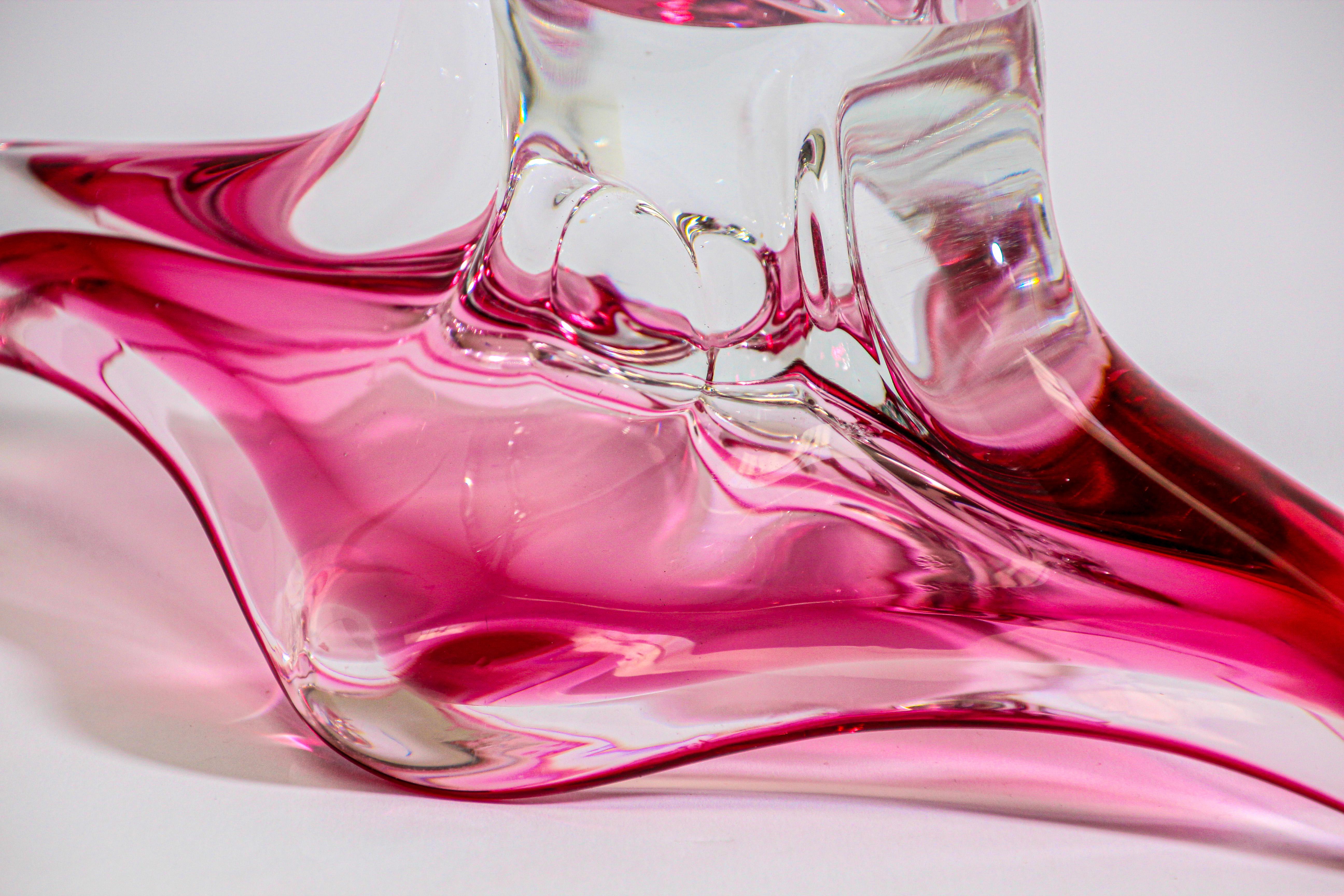 Modern Fuschia Large Decorative Hand Blown Murano Glass Bowl In Good Condition In North Hollywood, CA