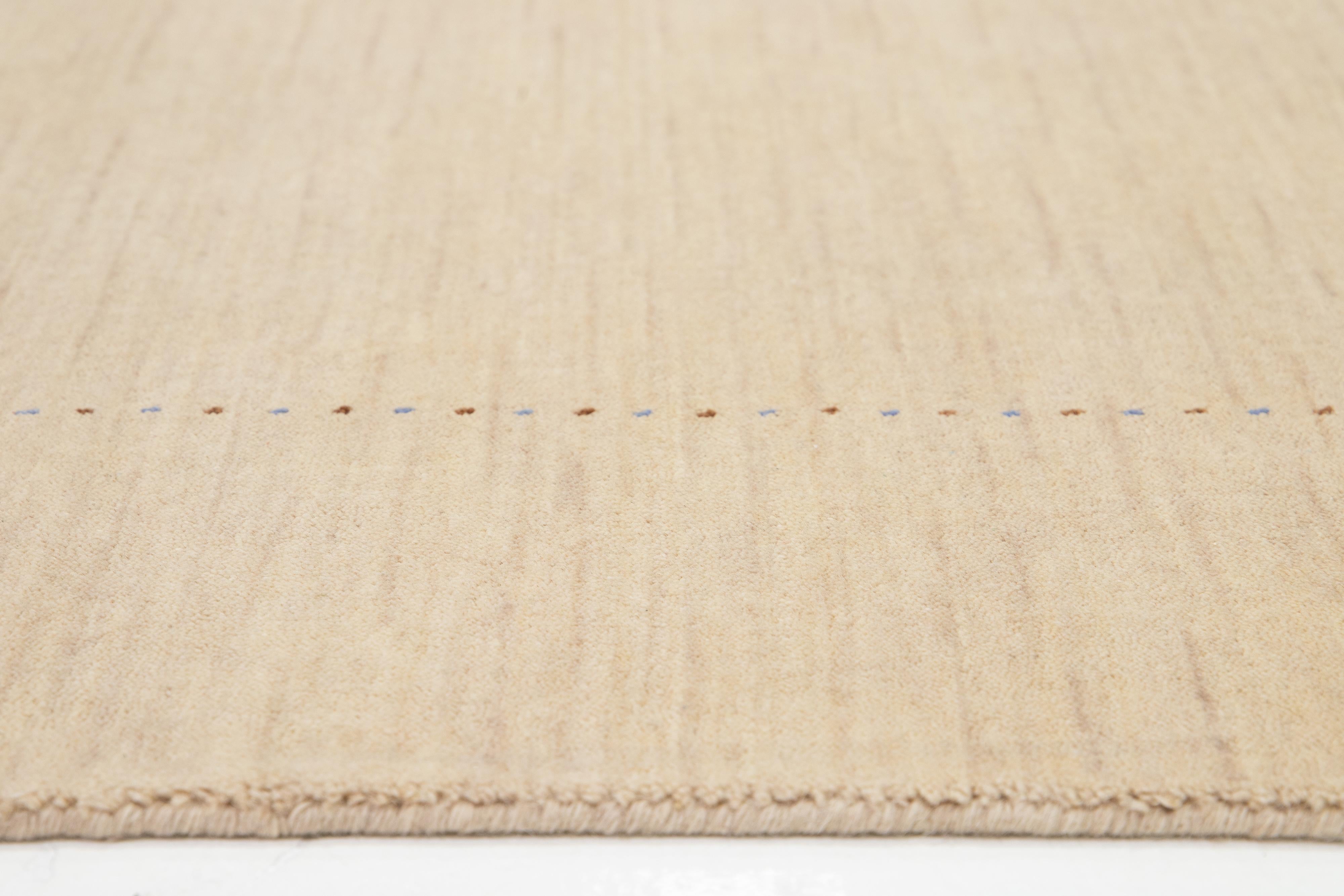 Moderner übergroßer Gabbeh-Wollteppich mit minimalistischem Design (Indisch) im Angebot