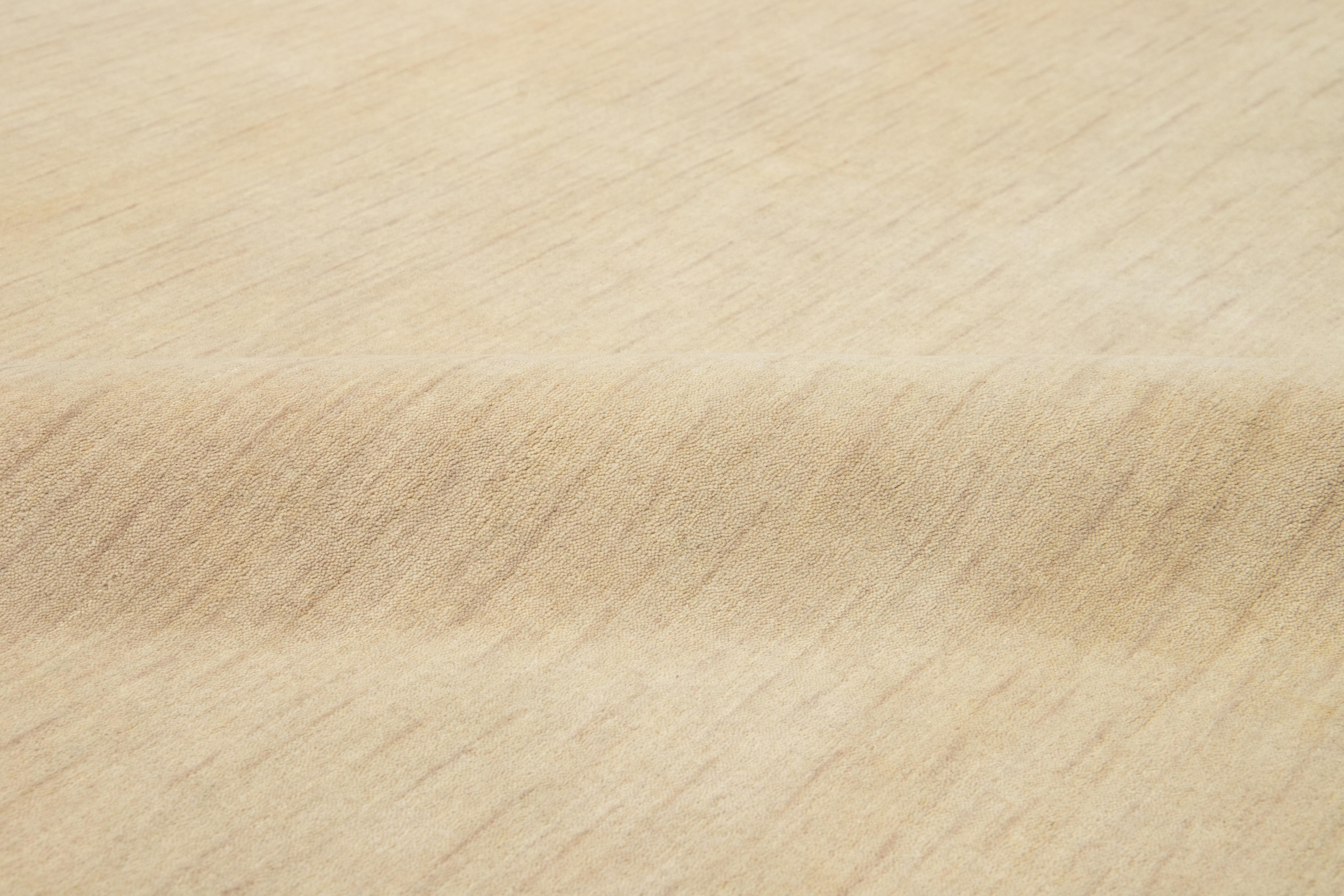 Moderner übergroßer Gabbeh-Wollteppich mit minimalistischem Design (21. Jahrhundert und zeitgenössisch) im Angebot