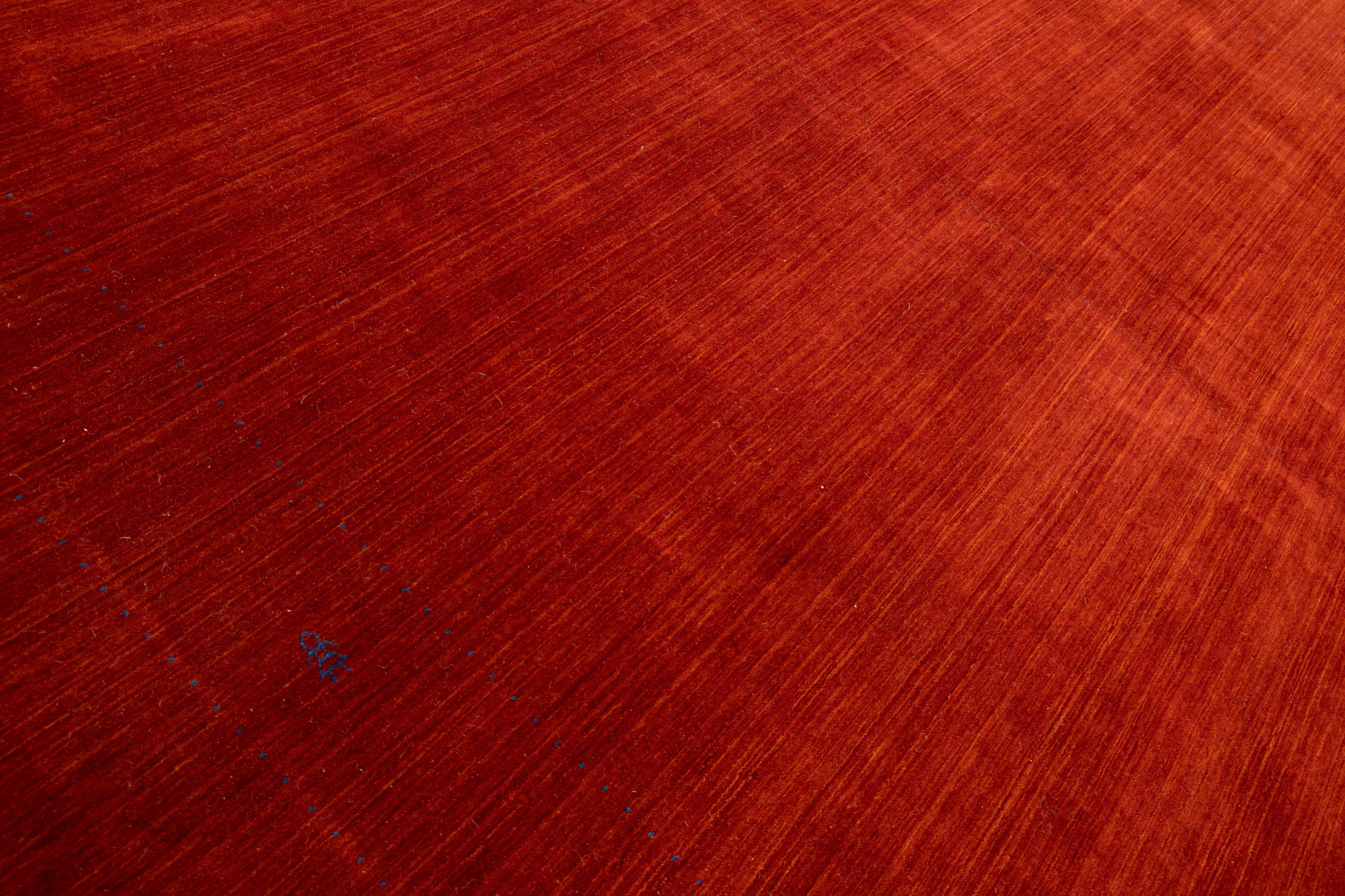 Modern Gabbeh Style Red Hand-Loom Minimalism Pattern Wool Rug For Sale 3