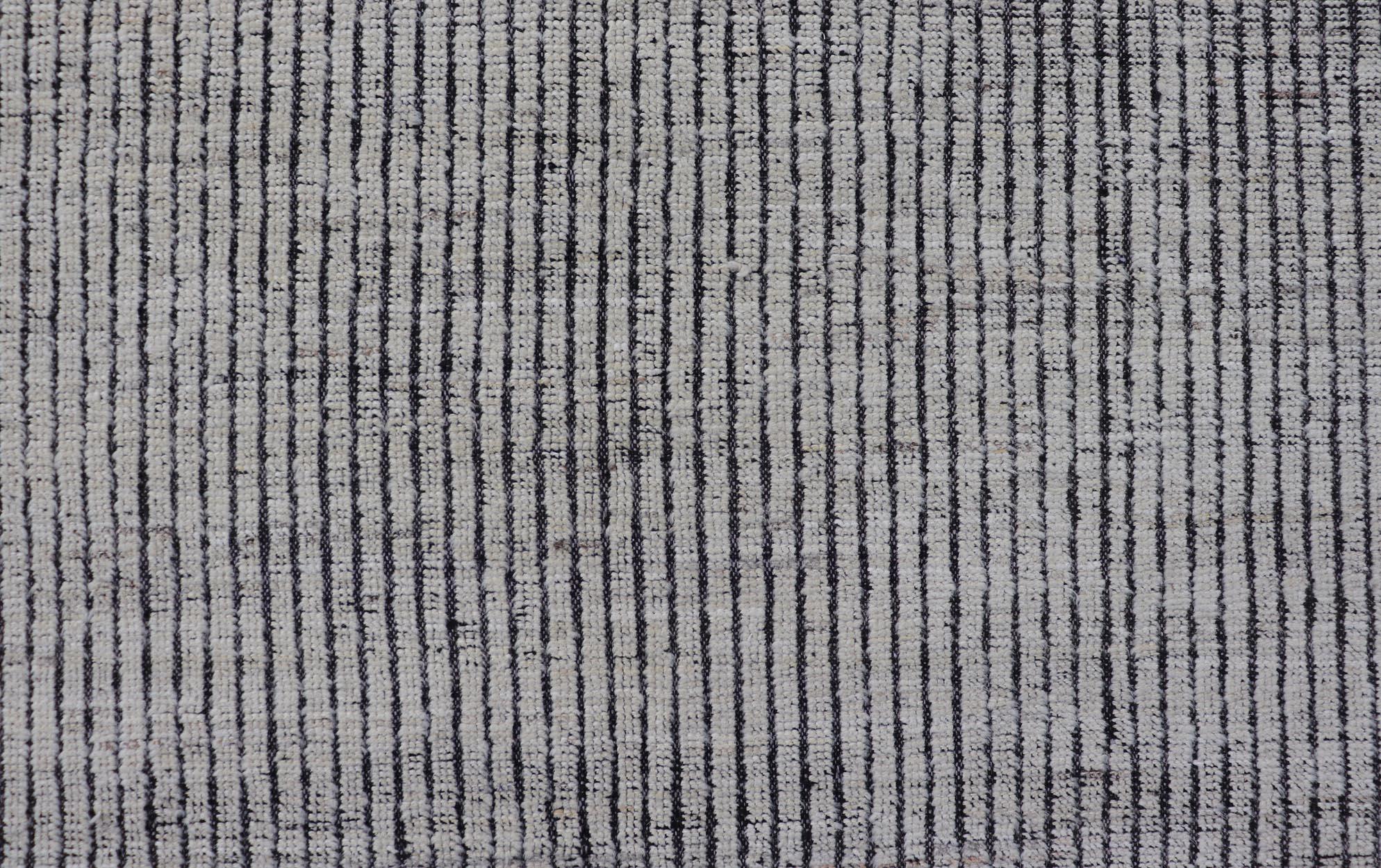 Modern Gallery Rug in White and Black background and Distressed Texture

Modern Casual Wool Hand Knotted Black and White Gallery Runner. Keivan Woven Arts: rug / AFG-58431, country of origin / type: Afghanistan / Piled, 21-st Century
Measures: 5'2 x
