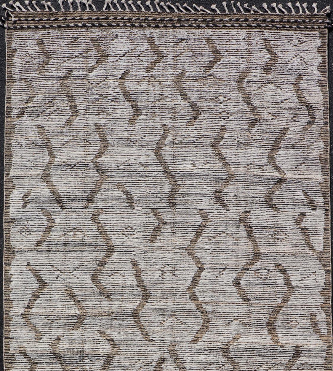 Modern Gallery Rug in Wool with Abstract Design 5'10