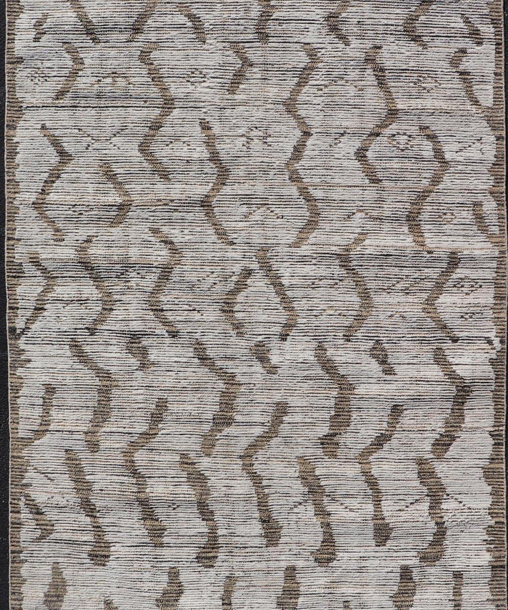 Contemporary Modern Gallery Rug in Wool with Abstract Design 5'10