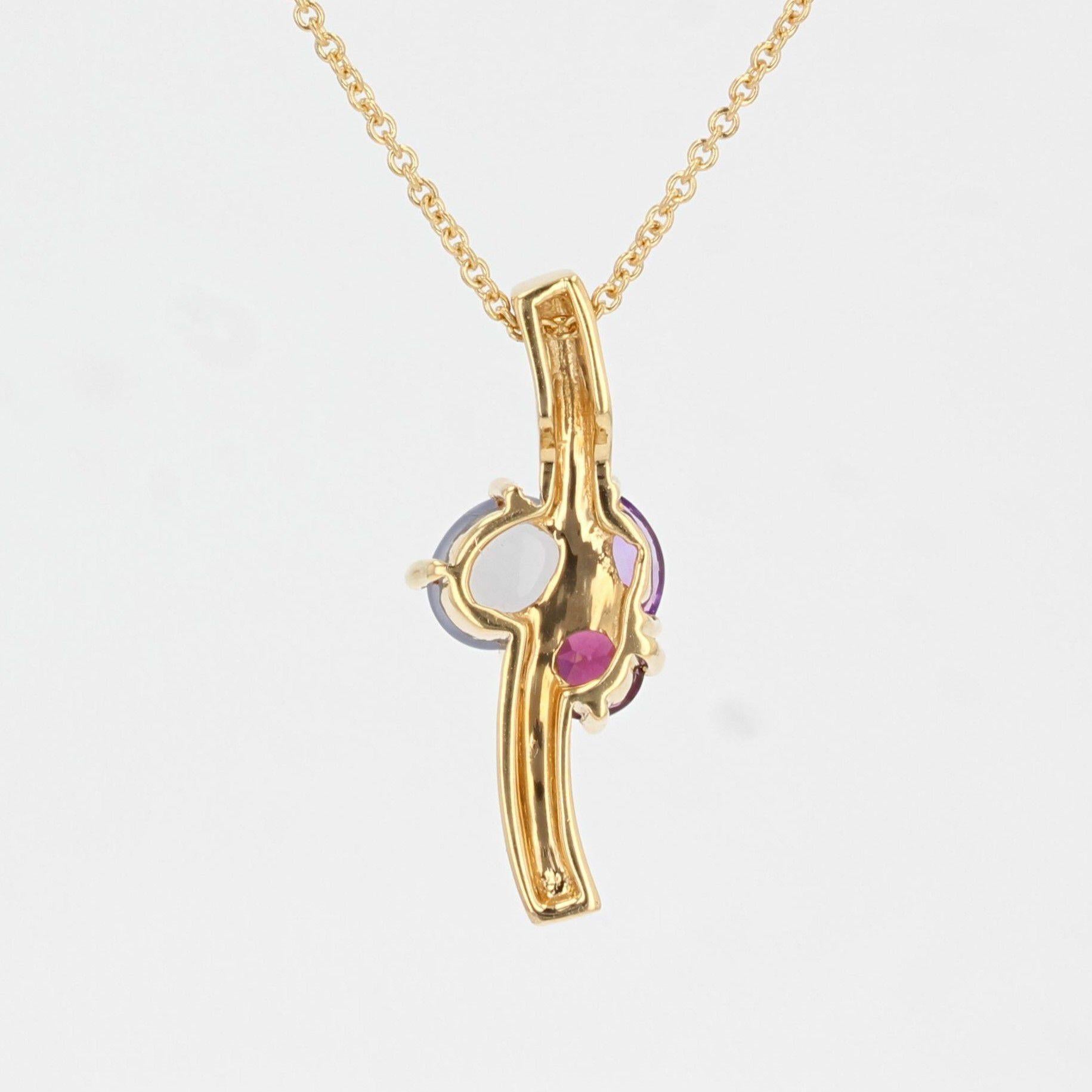 Modern Gemstone 18 Karat Yellow Gold Pendant and Chain In Excellent Condition For Sale In Poitiers, FR