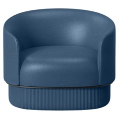 The Moderns Armchair en cuir bleu et métal