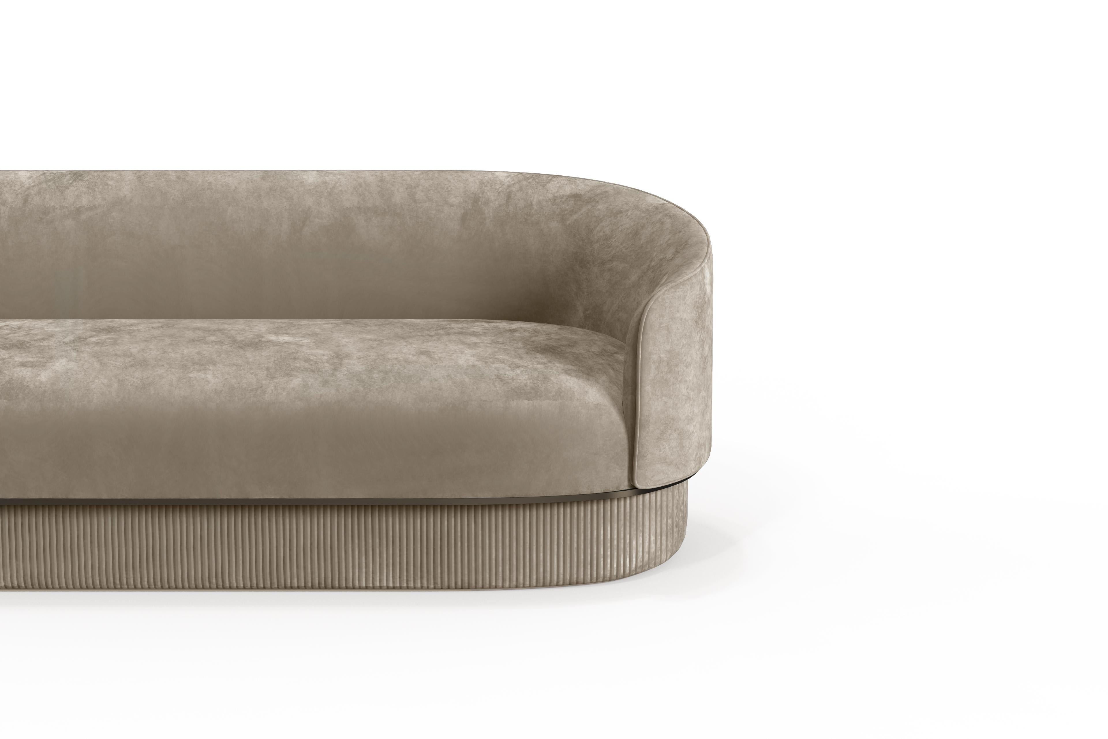 Portuguese Modern Gentle Sofa in Cream Velvet and Bronze Metal For Sale