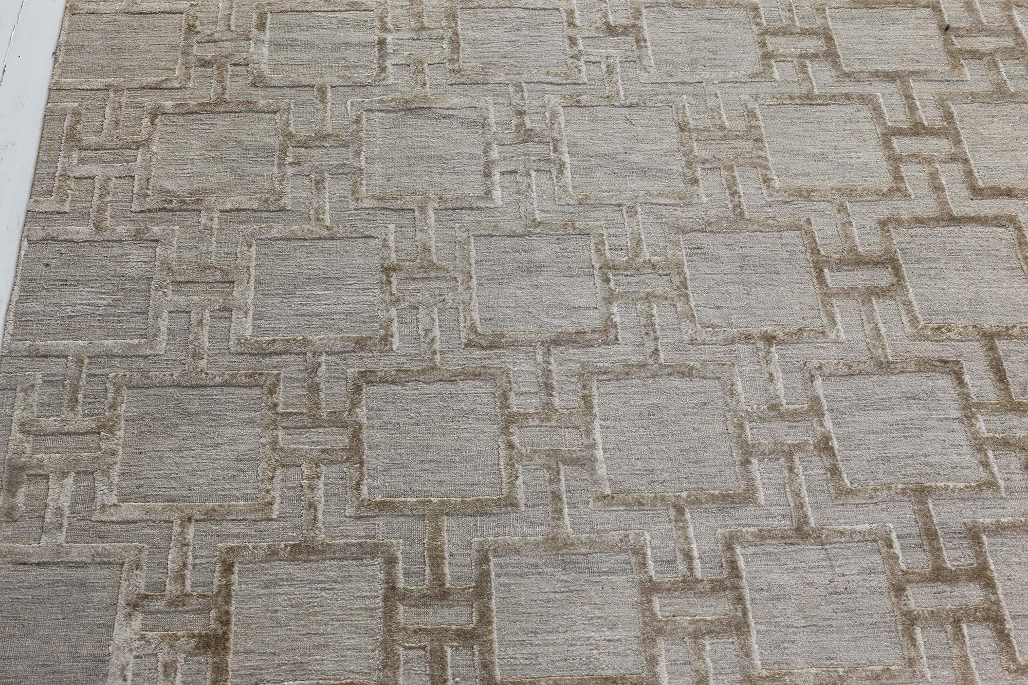 Moderner Geo Henley-Teppich aus Seide und Wolle von Doris Leslie Blau (21. Jahrhundert und zeitgenössisch) im Angebot