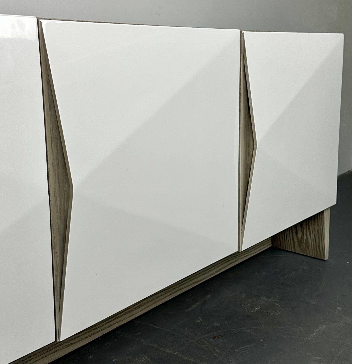 Modern Geometric Ceruse Oak Dresser, Sideboard, Cabinet, White Lacquered For Sale 5