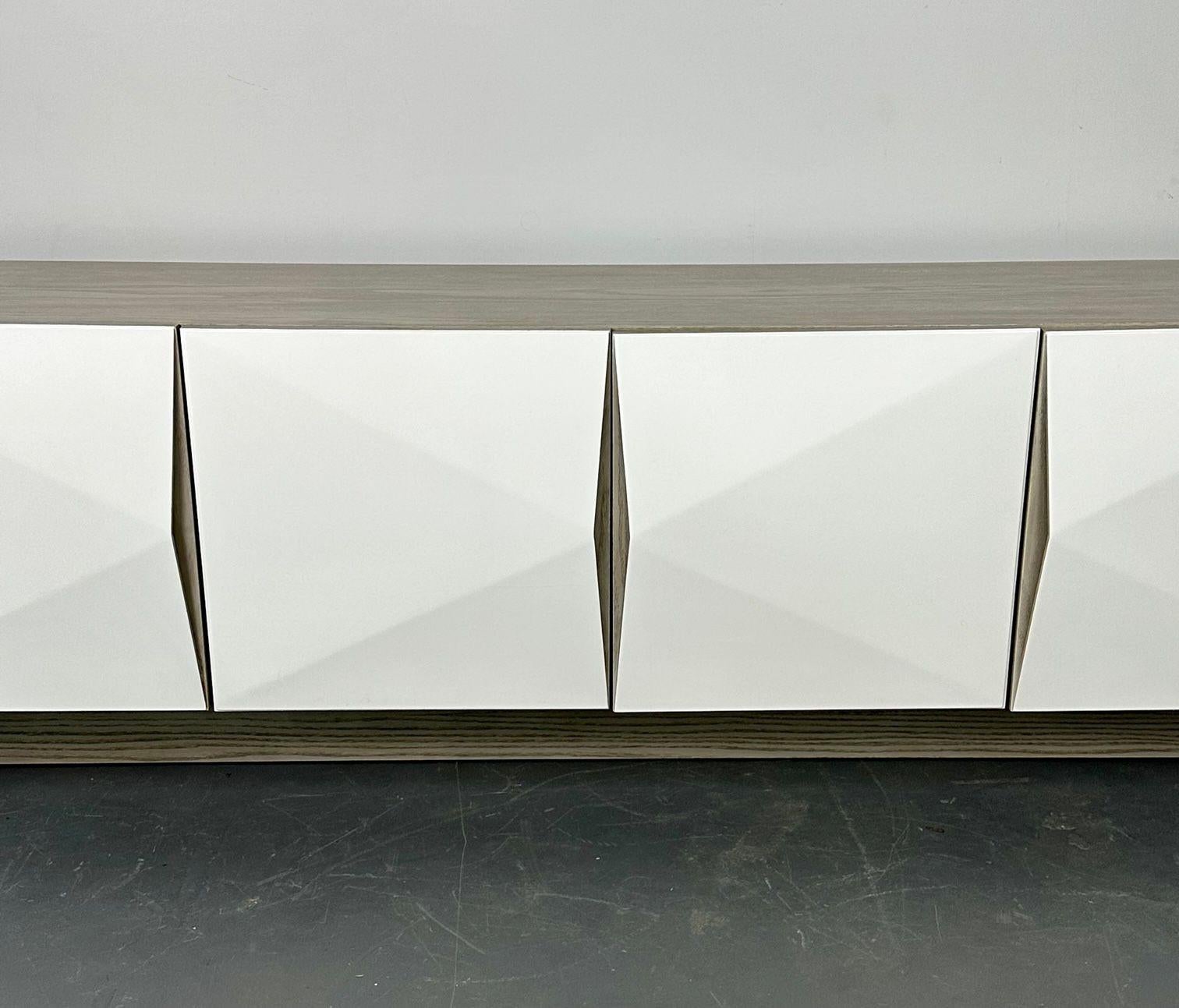 Modern Geometric Ceruse Oak Dresser, Sideboard, Cabinet, White Lacquered For Sale 7