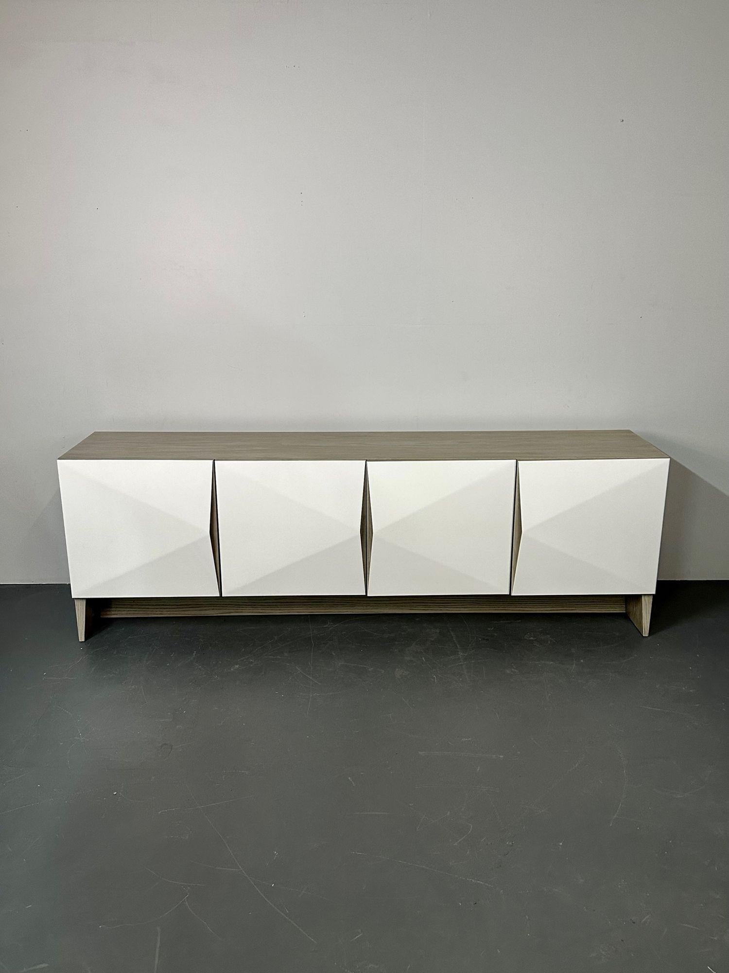 Modern Geometric Ceruse Oak Dresser, Sideboard, Cabinet, White Lacquered In Good Condition For Sale In Stamford, CT