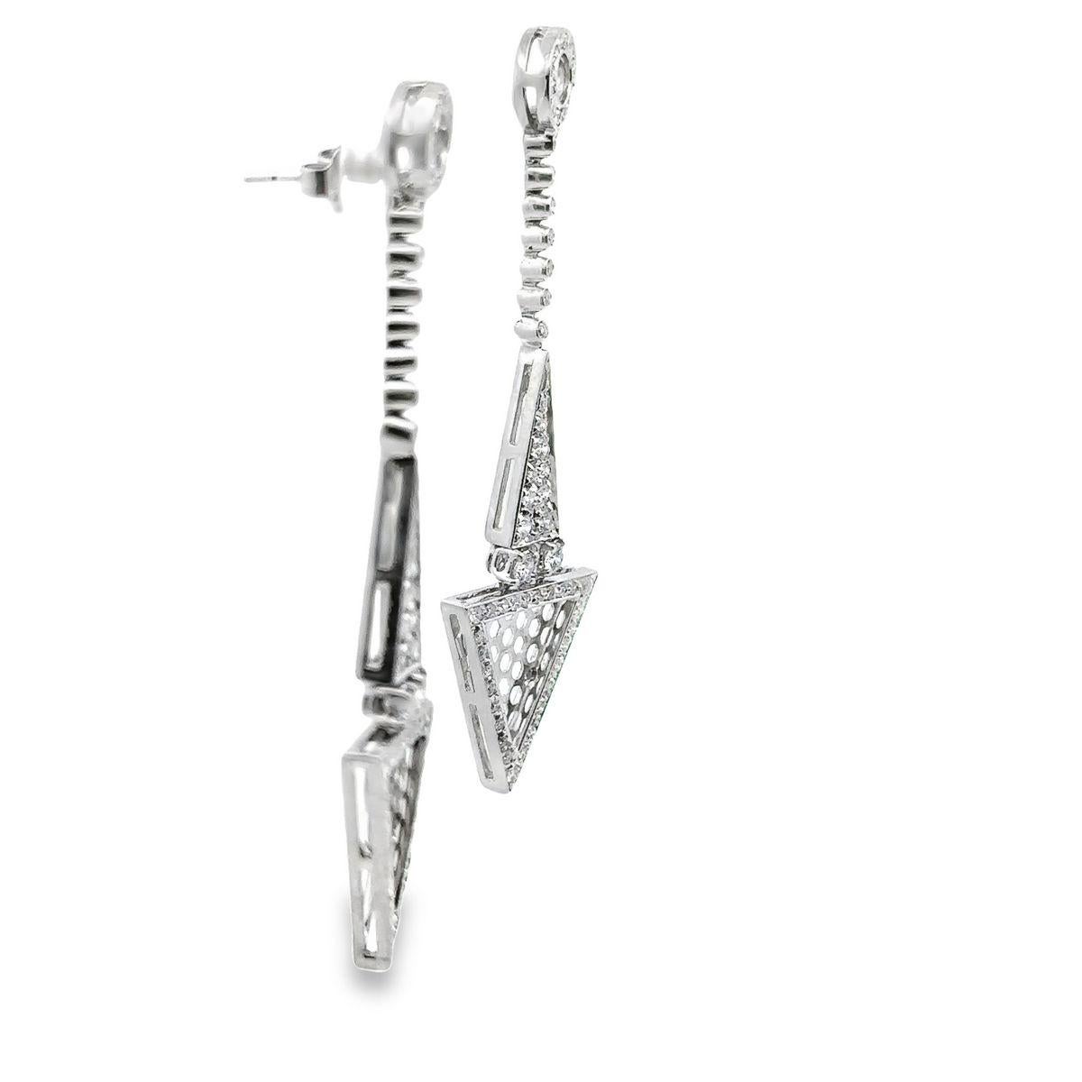 Modern Geometric Diamond 18K White Gold Dangling Drop Earrings  In Excellent Condition For Sale In Newton, MA