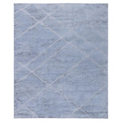 Tapis moderne en soie à motifs géométriques en losanges, gris ardoise, « Crystalline », par Doris Leslie Blau
