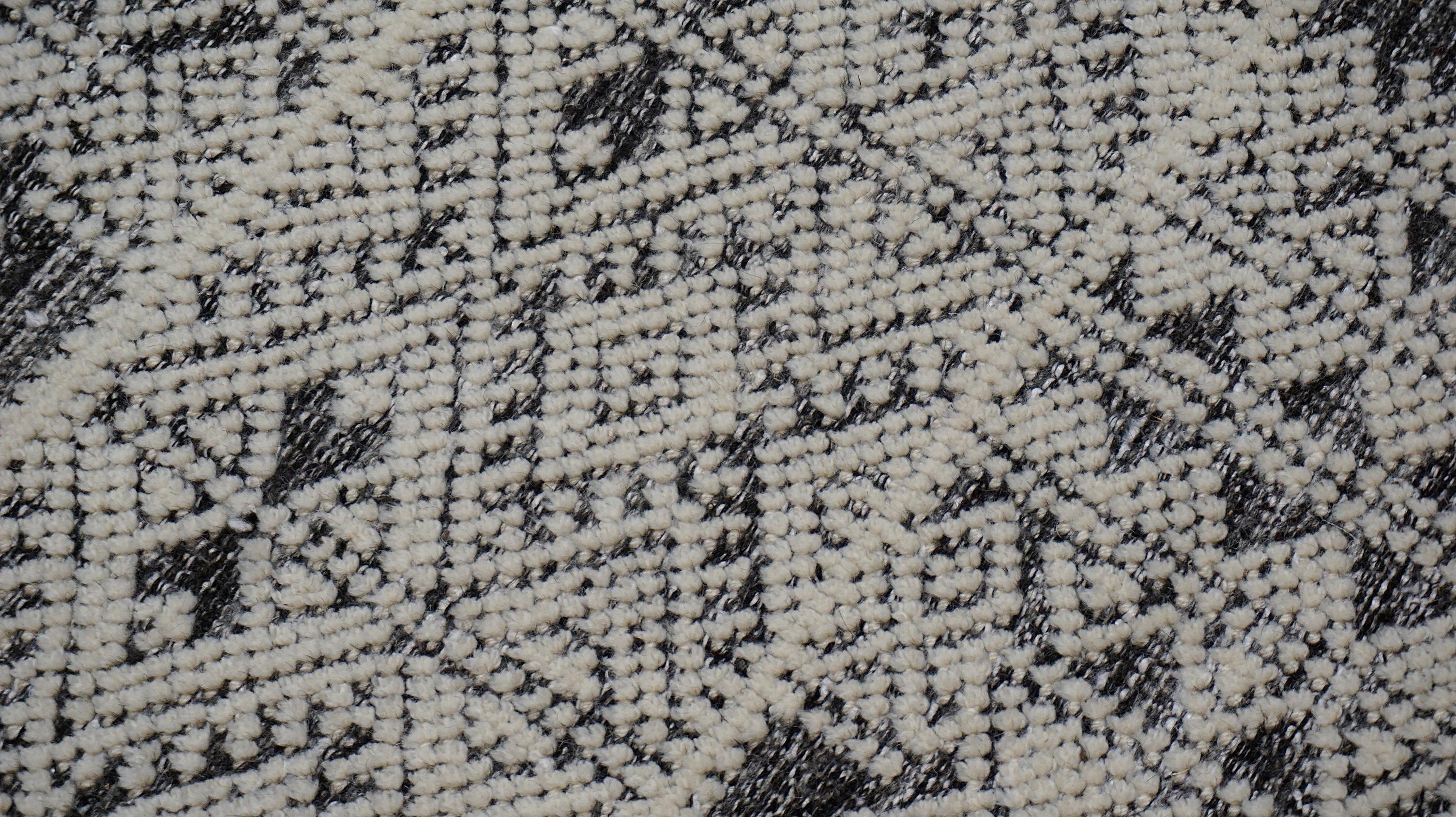 Alfombra Geométrica Moderna de Lana Tribal Gris y Marfil 8'10''x11'10'' en venta 2