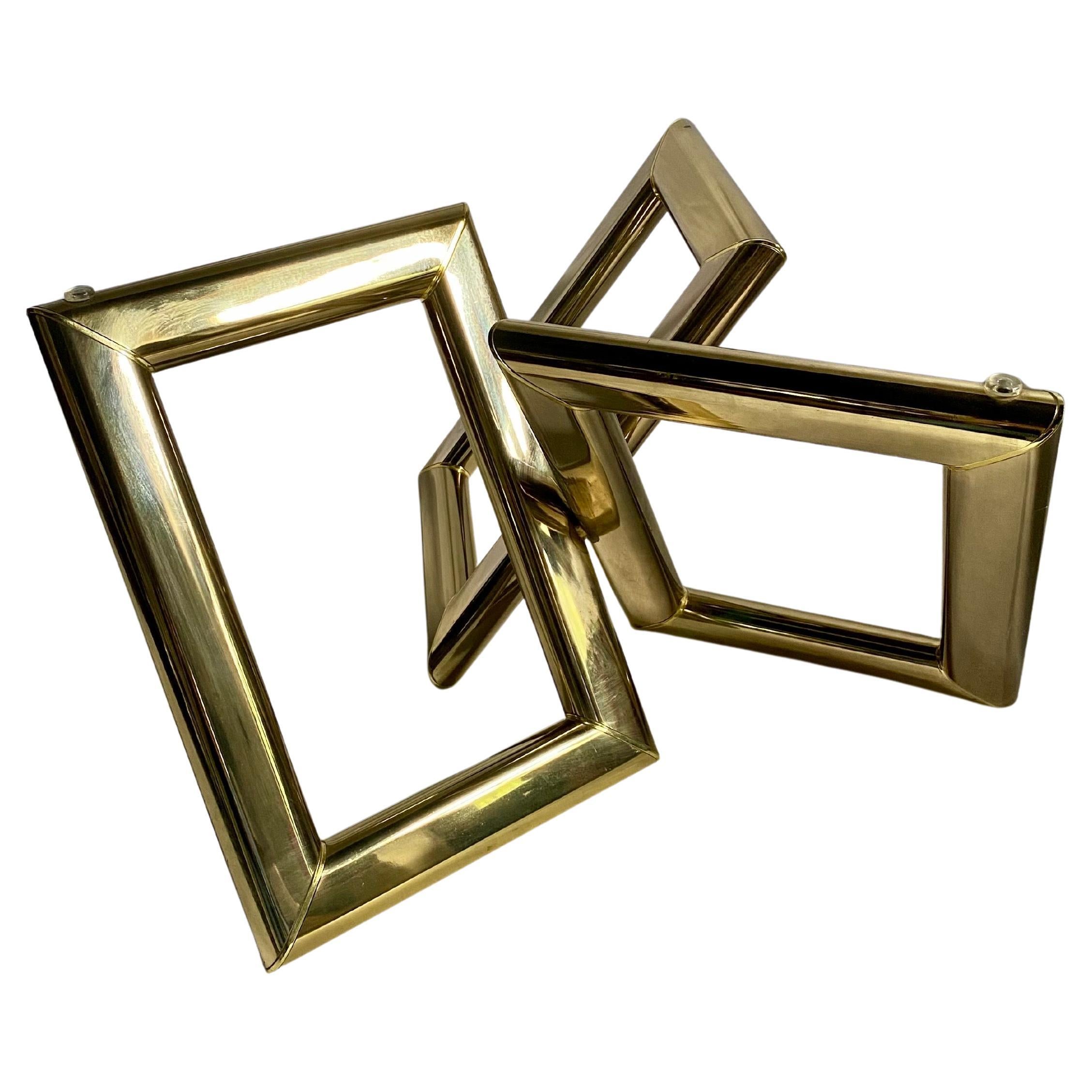 Late 20th Century Modern Geometric Round Glass and Brass Coffee Table, 1970's For Sale