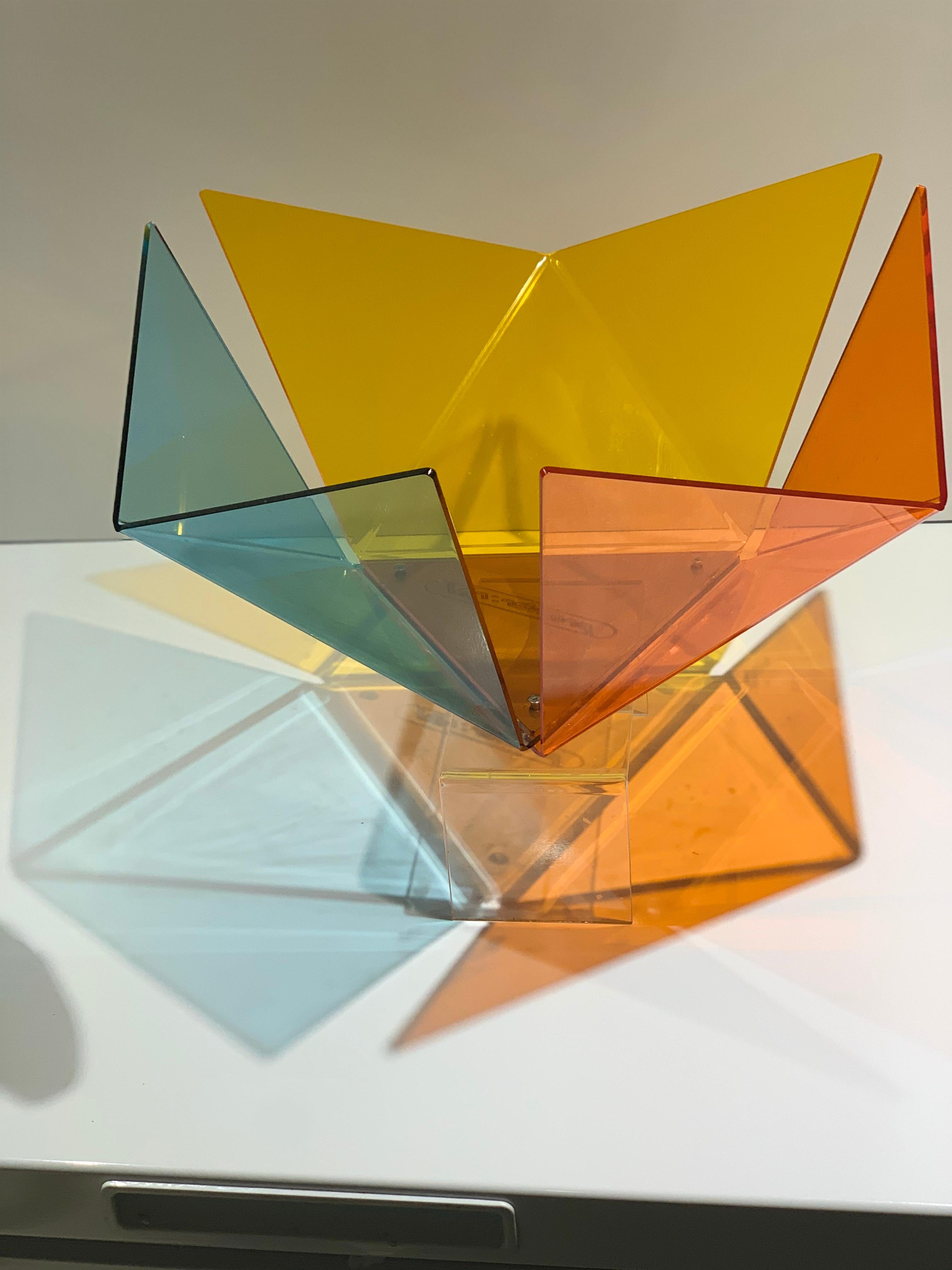 Modern Geometric Sculptural Lucite Fruit Bowl Procter-Rihl MoMA, 1997 In Fair Condition In Brooklyn, NY