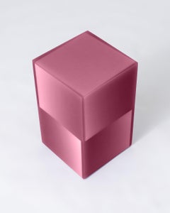 Tavolino moderno geometrico a due vie in resina epossidica Stool Pink by Facture