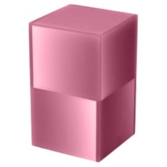 Mesa auxiliar moderna geométrica de dos vías Taburete de resina epoxi rosa by Facture