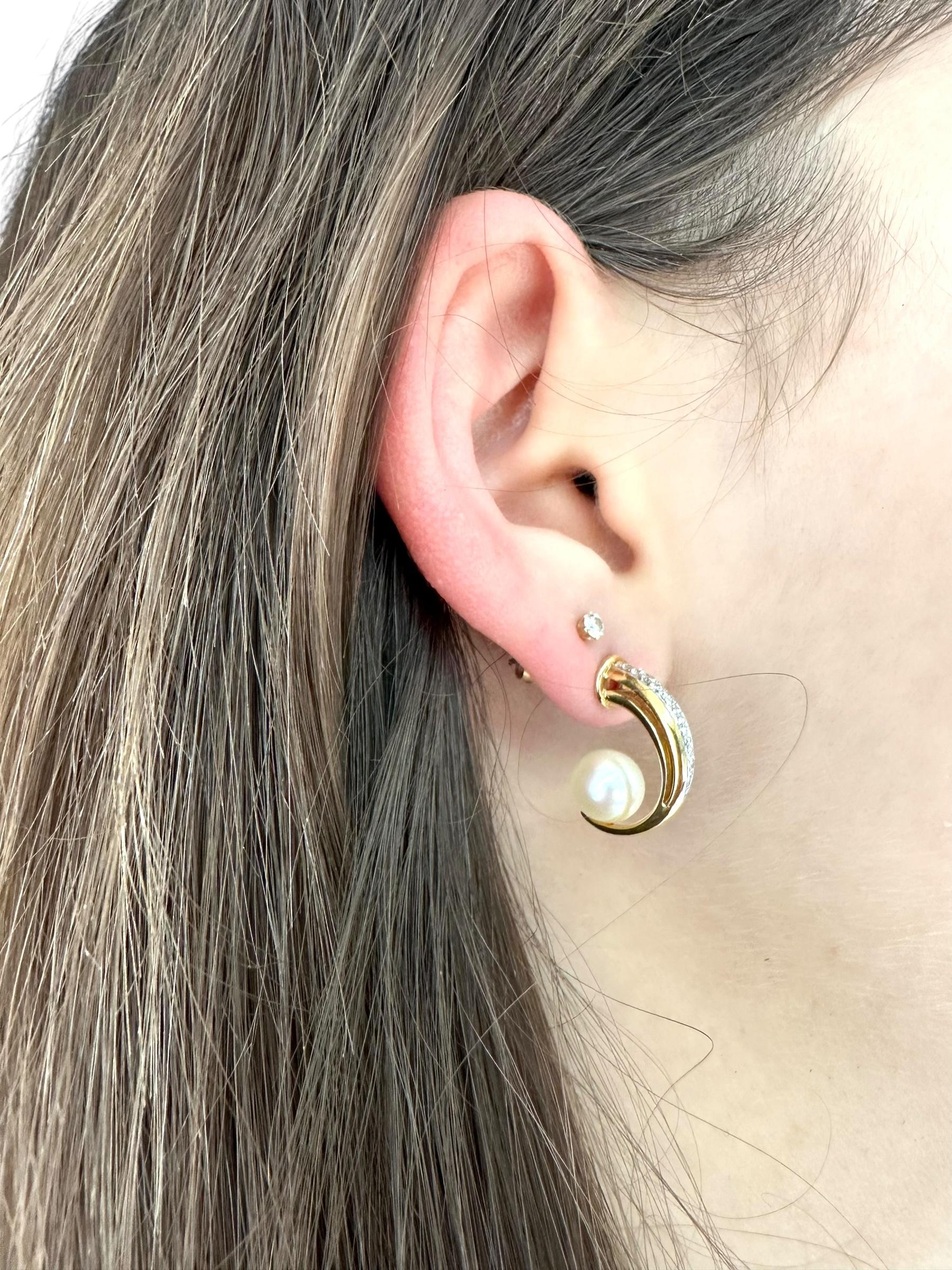 Modern German Gold Earrings with Pearls and Diamonds signed by JKa For Sale 2