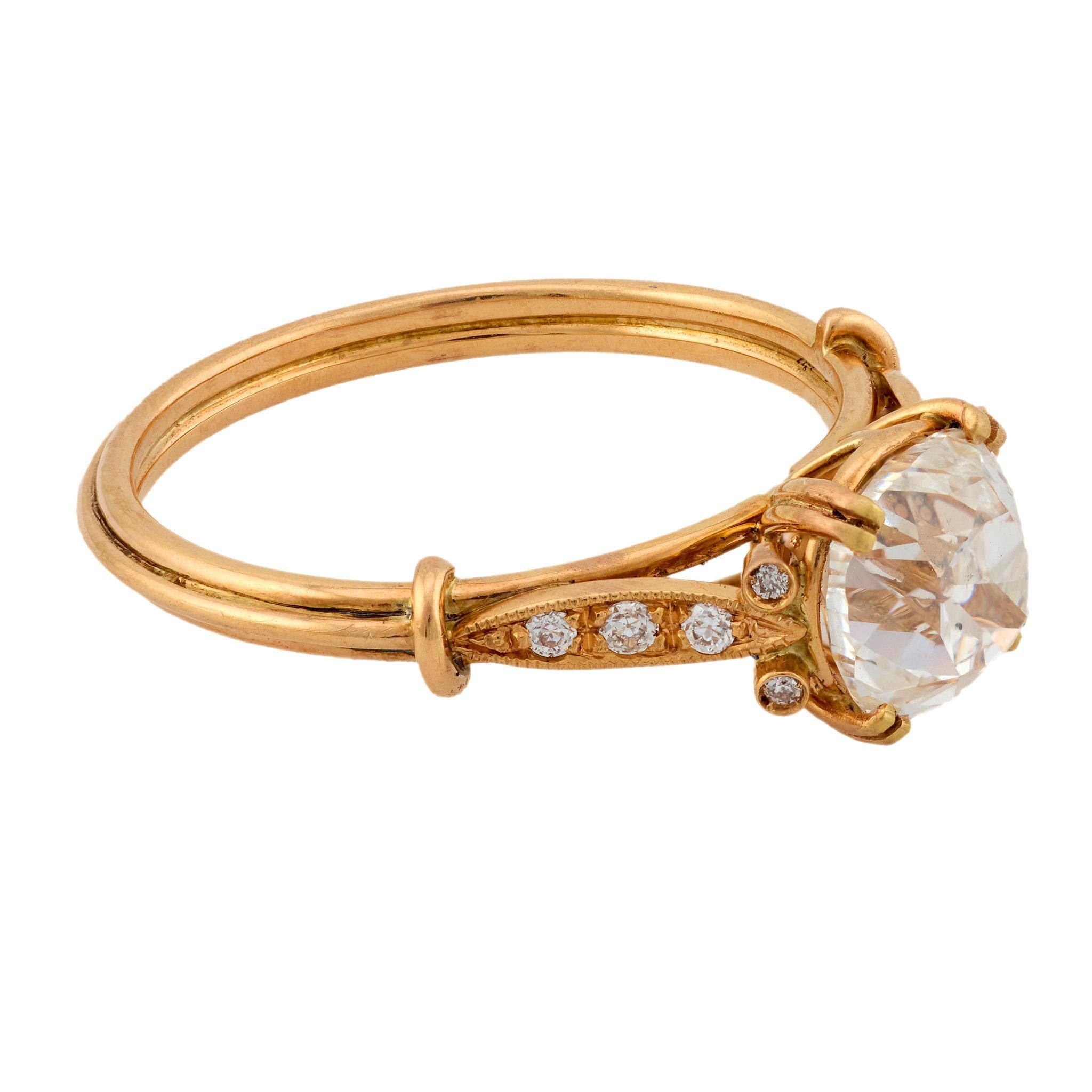 Anillo de compromiso moderno GIA de oro amarillo de 18 quilates con diamante talla mina antigua de 1,51 quilates Talla antigua en venta