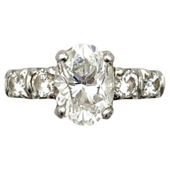 Modern GIA Certificate 1.11 Ct Oval Diamond Color VVS2  Engagement Bridal Ring