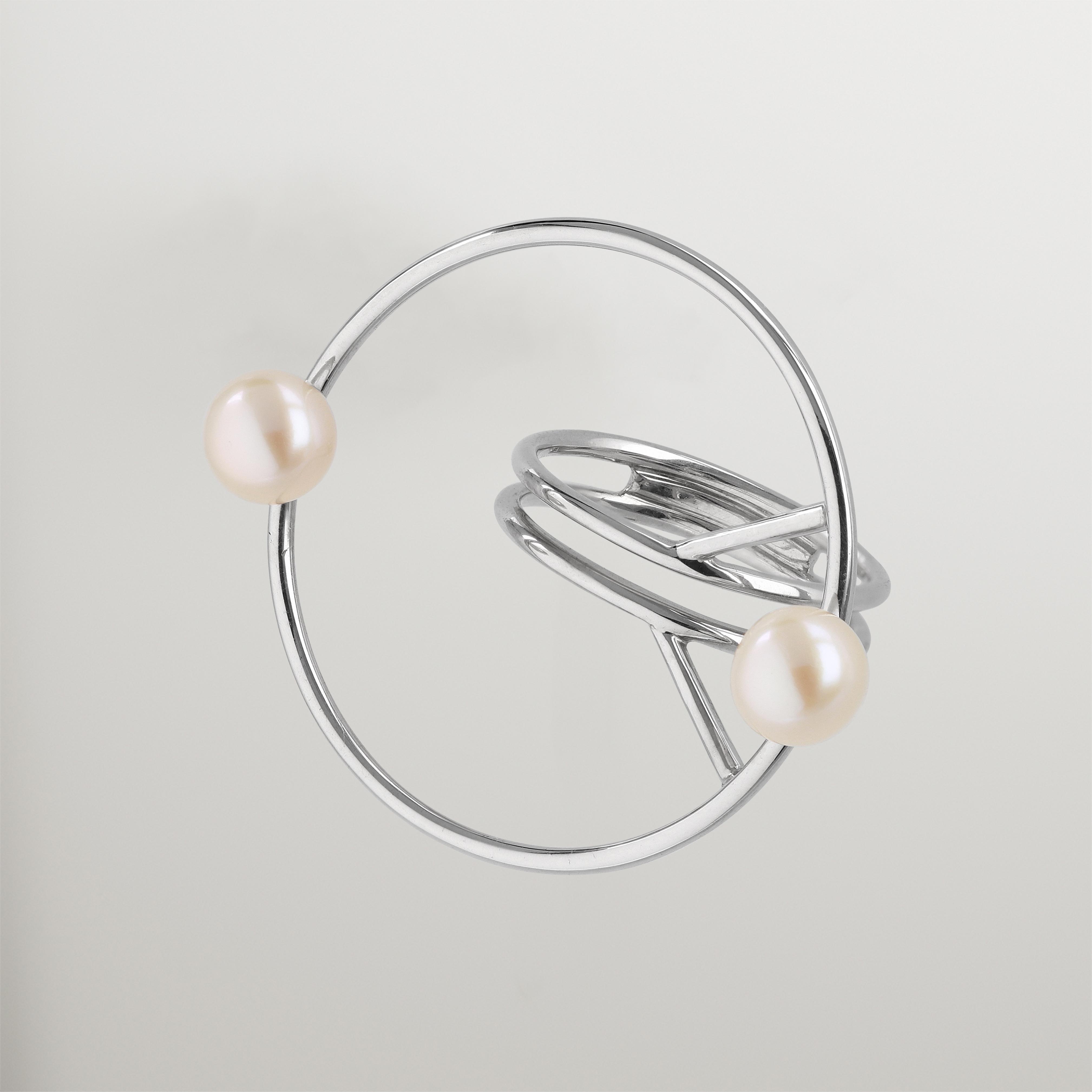 Made to order, we need the diameter of your finger

_______________

Na Linii - ring by Svitanok

This Ukrainian-origin word 