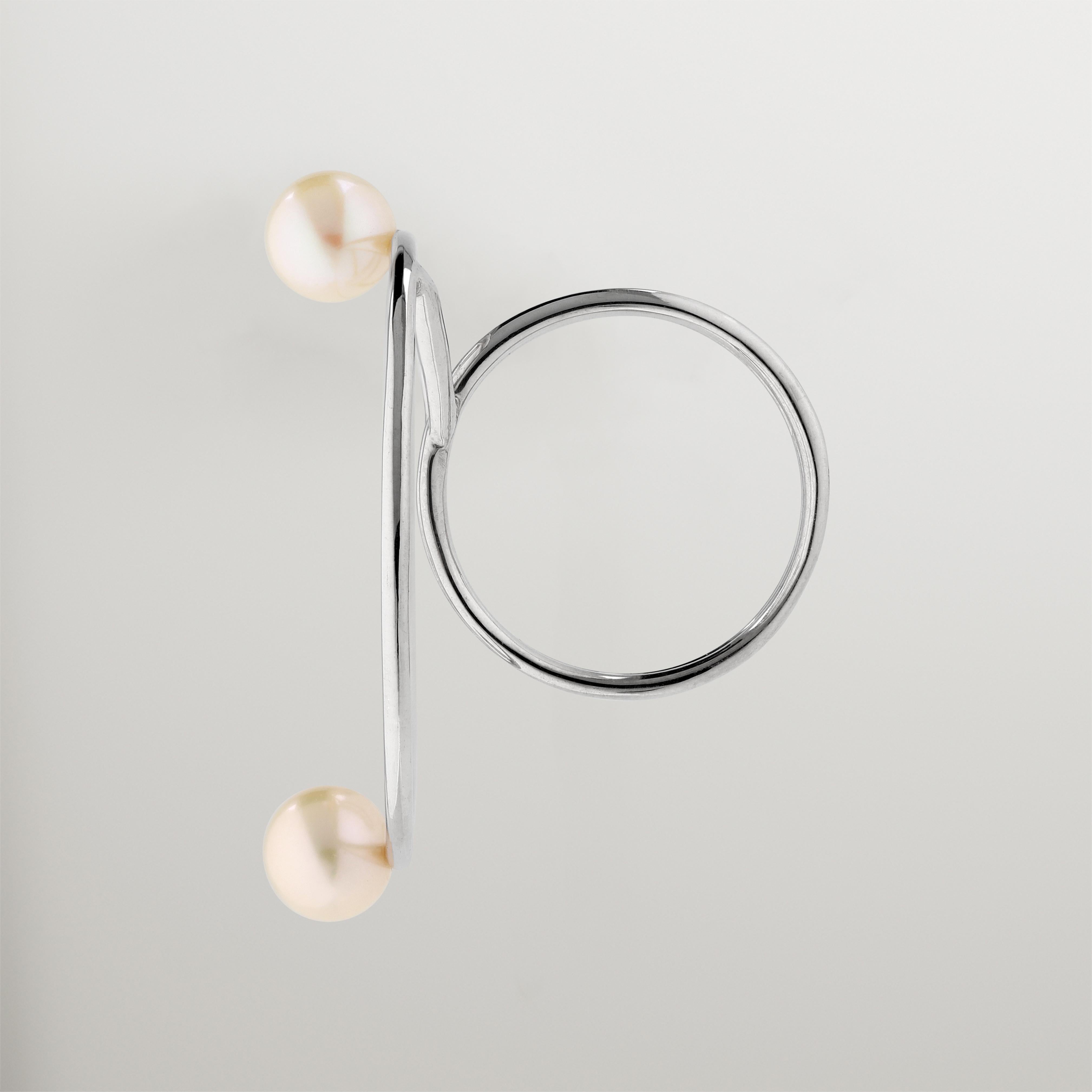 Modern gilding silver 925 coktail ring, natural pearls with minimalistic lines In New Condition For Sale In Vilnius, LT