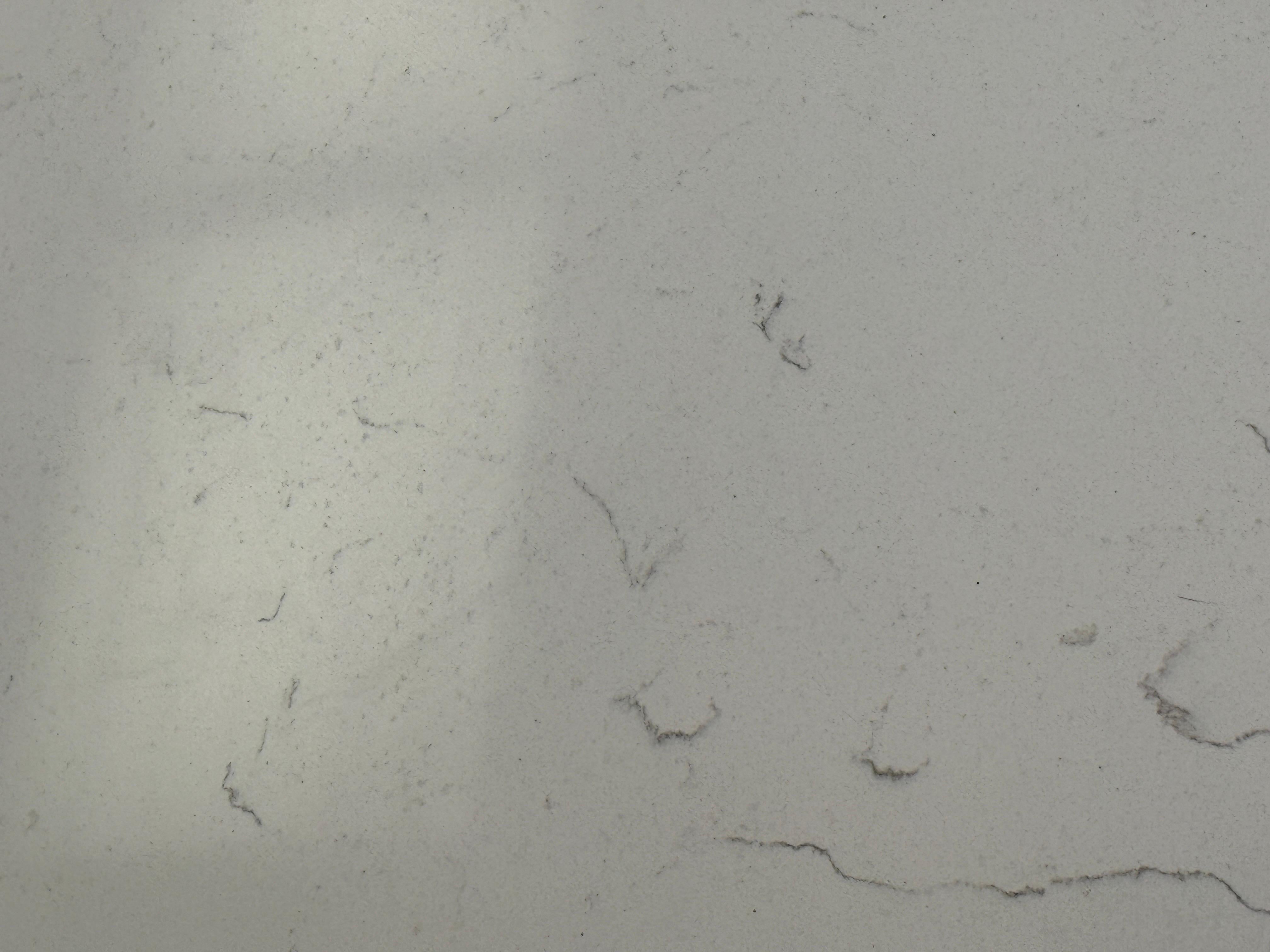 Mesa de centro moderna de hierro dorado con tapa de mármol blanco de la colección Antica en venta 1