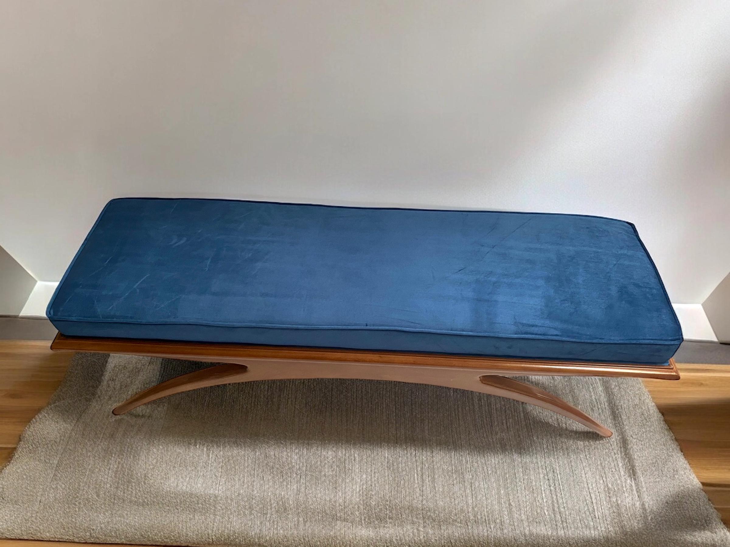 Modern Gio Ponti Style Window Benches oder Settees im Angebot 11