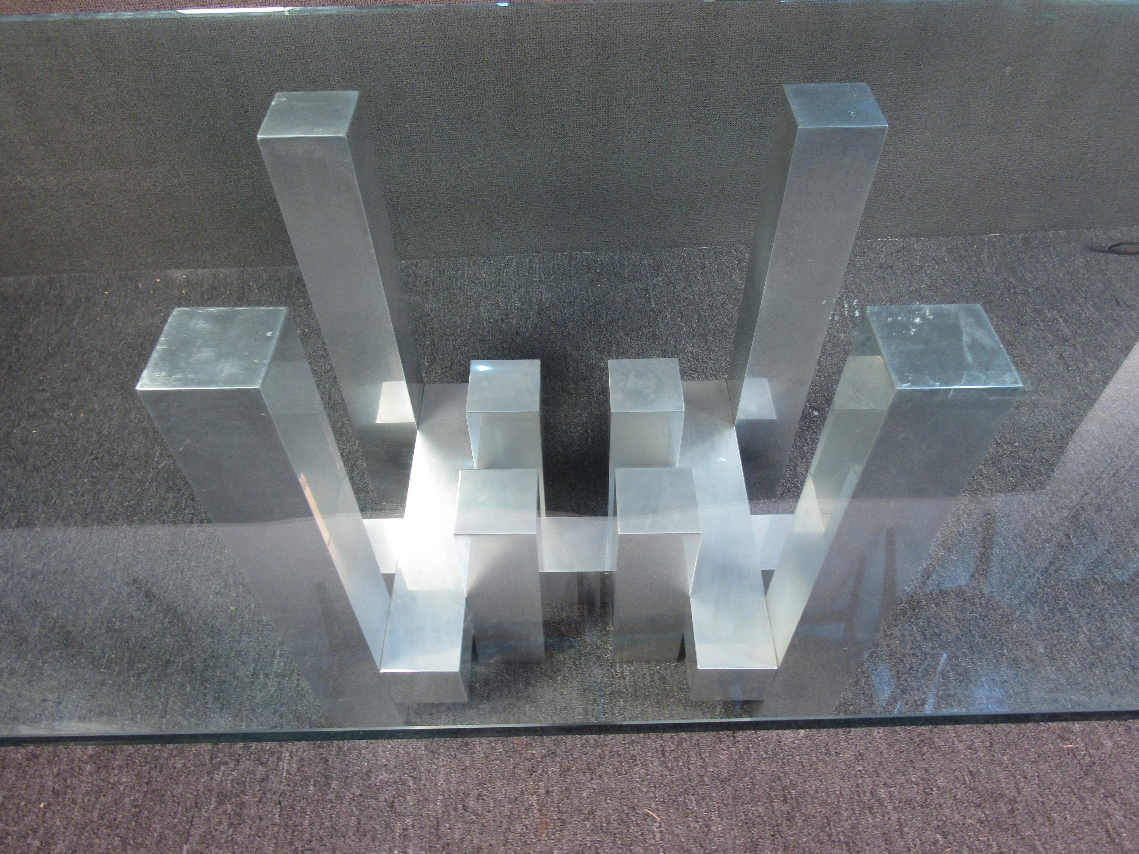 Métal Table moderne en verre et métal dans le style de Paul Evans en vente