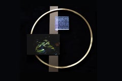 Modernes Wandobjekt aus Glas und Messing, „Universe“, von Dechem Studio