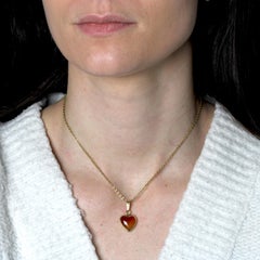 Modern Glass Paste 18 Karat Yellow Gold Heart Pendant
