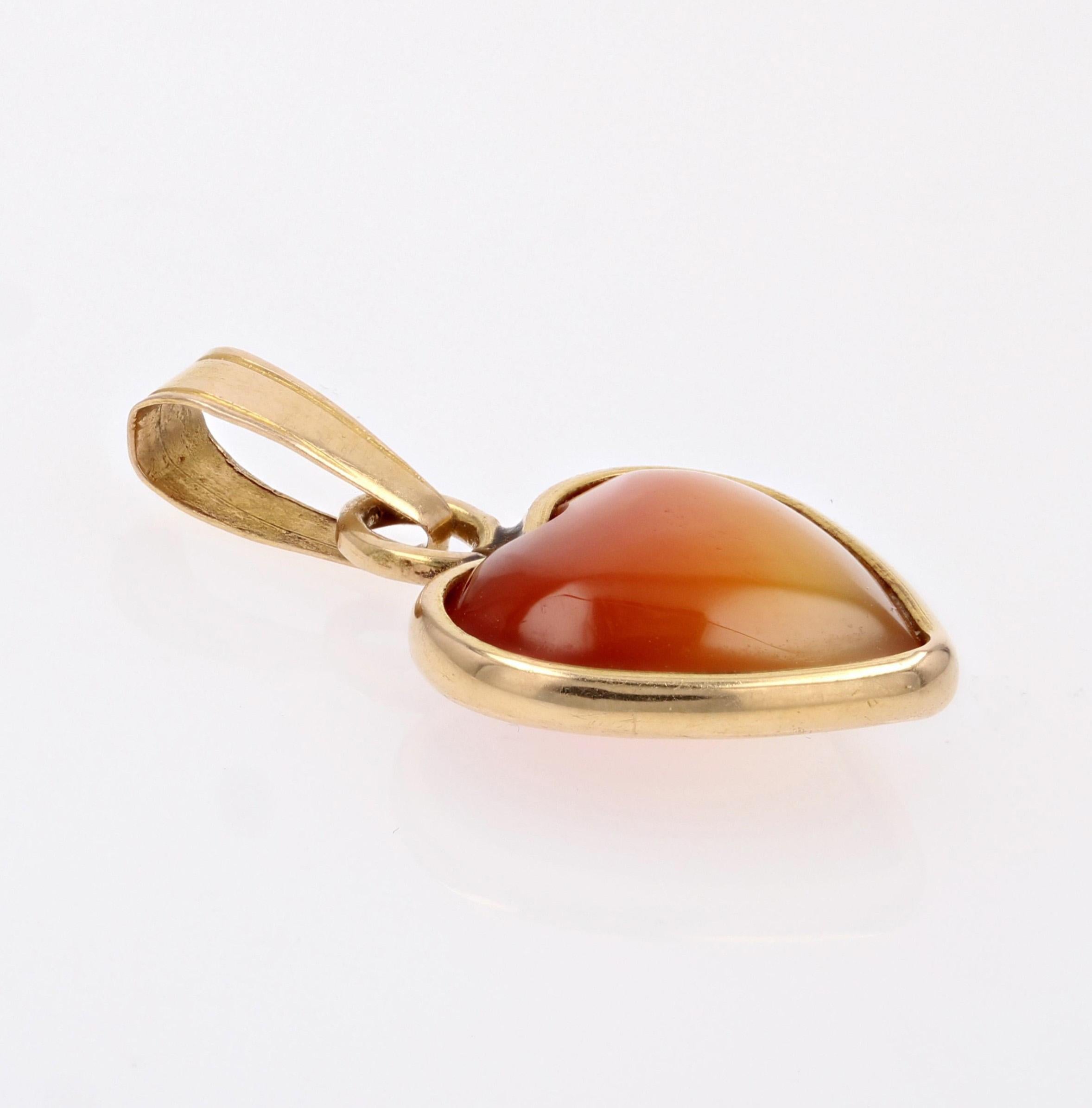 Pendentif cœur moderne en or jaune 18 carats avec pâte de verre en vente 2
