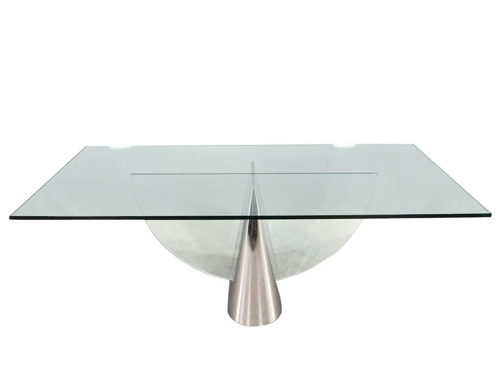 Modern Glass Pinnacle Table by J. Wade Beam For Sale 1
