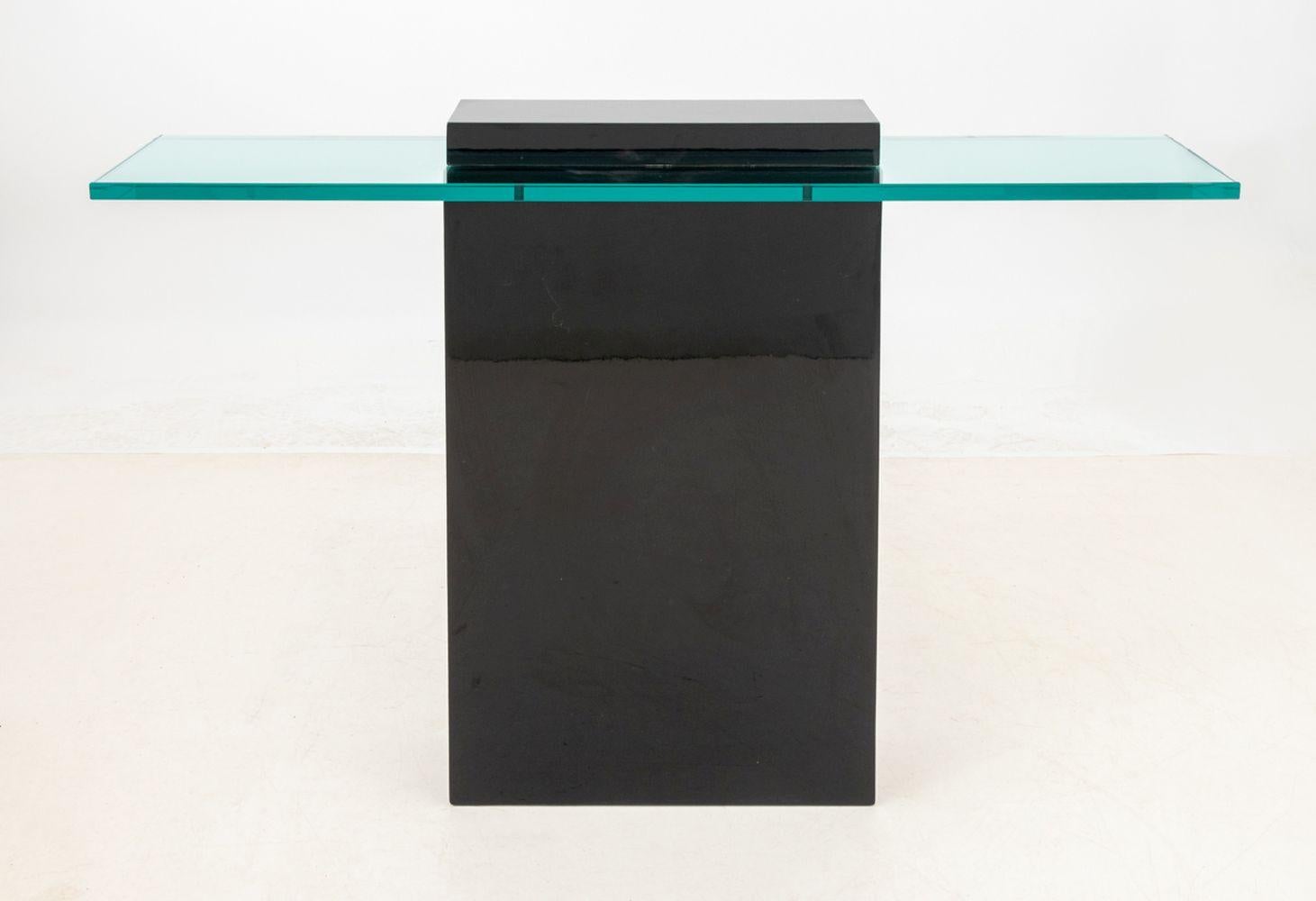 Moderno Modern Glass Top Black Lacquered Console Table in vendita