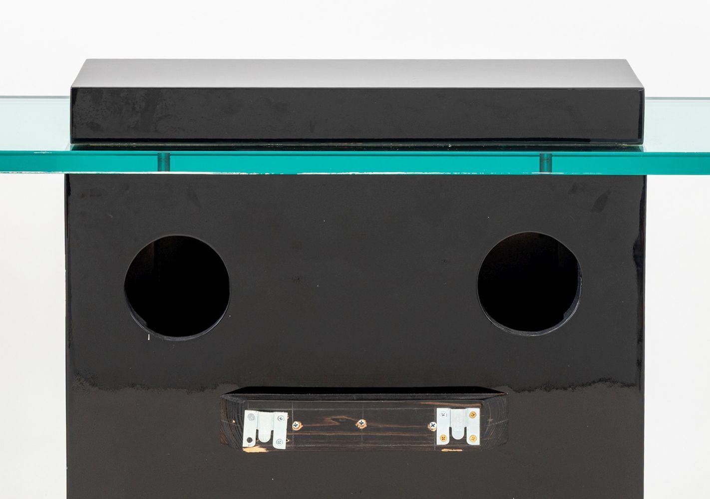 Vetro Modern Glass Top Black Lacquered Console Table in vendita