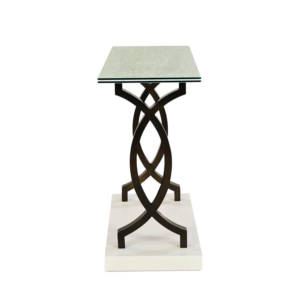 Postmoderne Console moderne à plateau en verre en vente