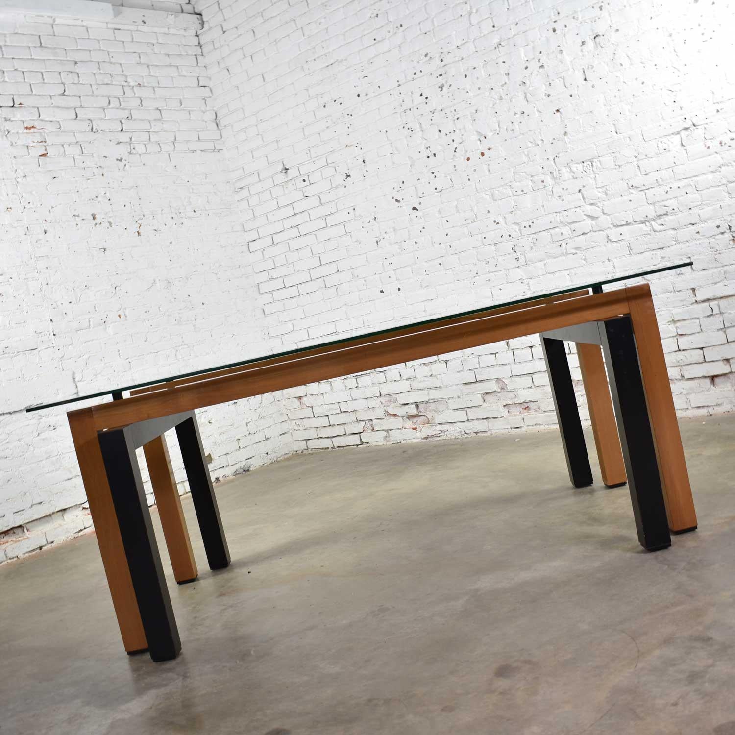 20th Century Modern Glass Top Dining Table Made in Italy by Pietro Costantini Cherry & Black